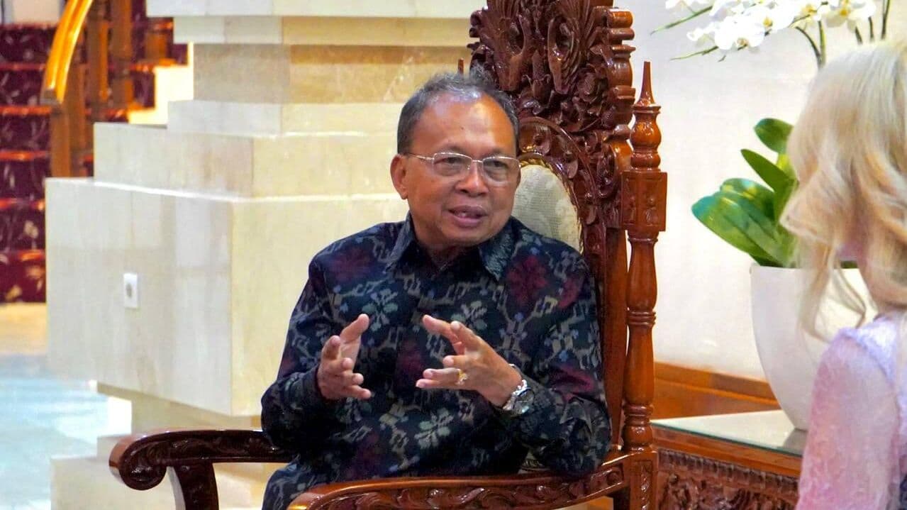 Губернатор Бали: приезжать к нам надо с любовью и уважением