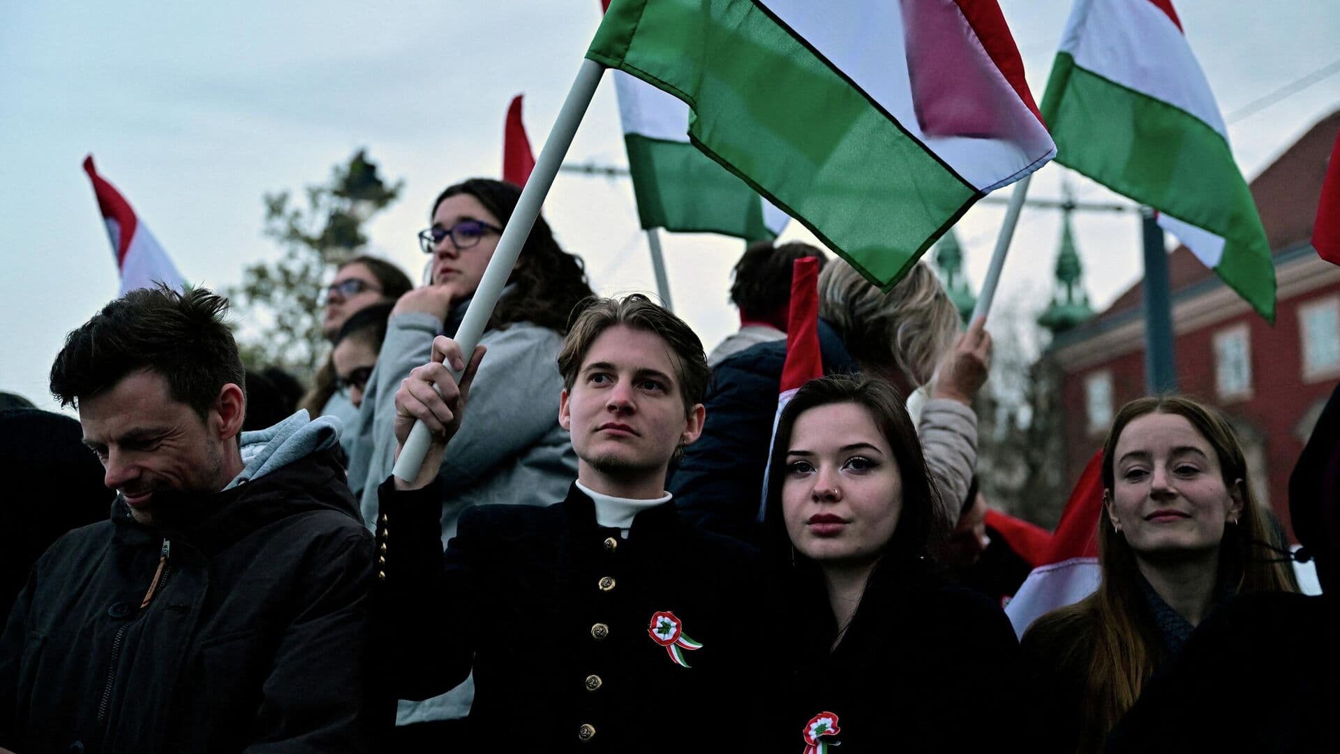 Партия "Тиса", предварительно, лидирует на выборах в Венгрии