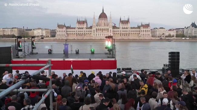 Партия "Тиса" получает большинство мест в парламенте Венгрии