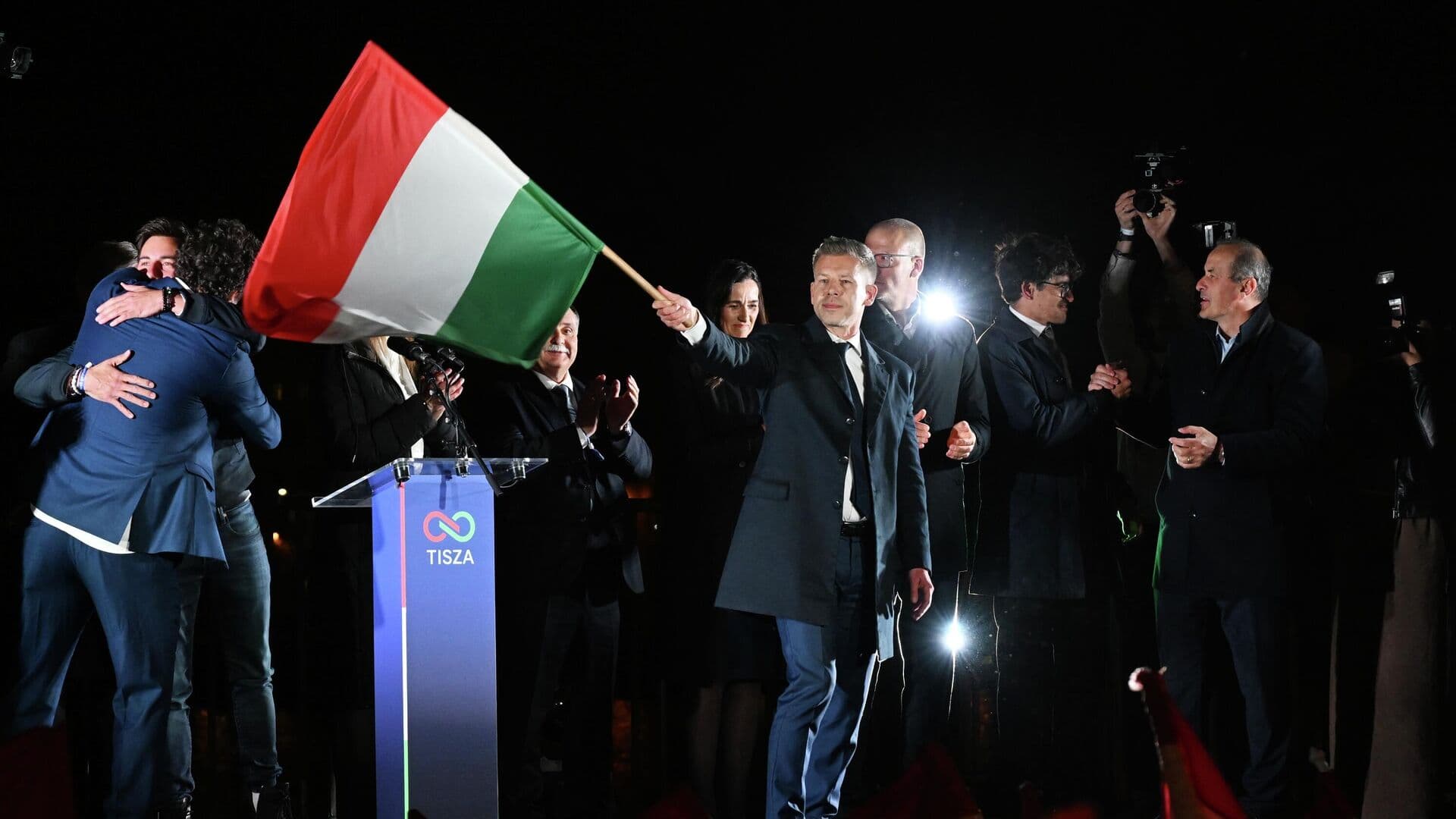 "Нужно поговорить". Противник Орбана обратился к Путину