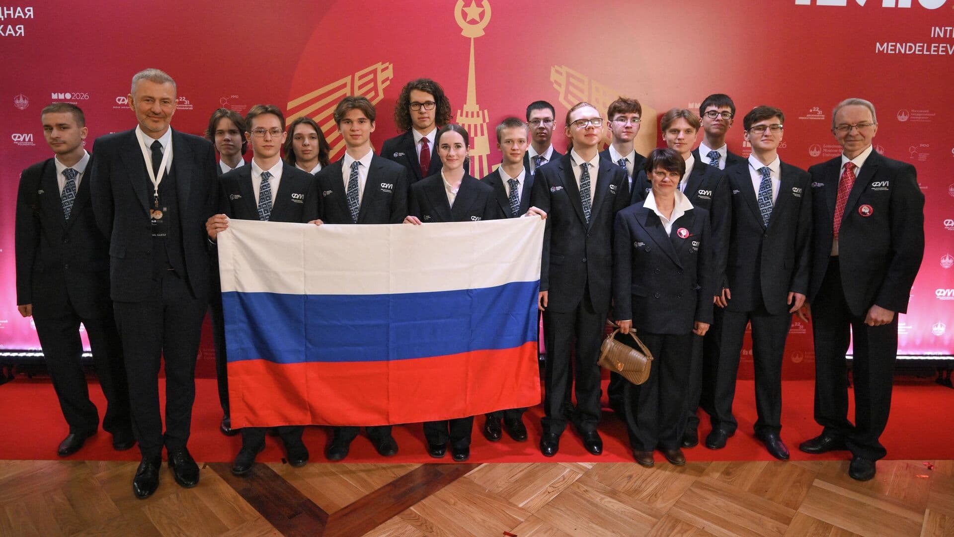 Российские школьники завоевали медали на Менделеевской олимпиаде по химии