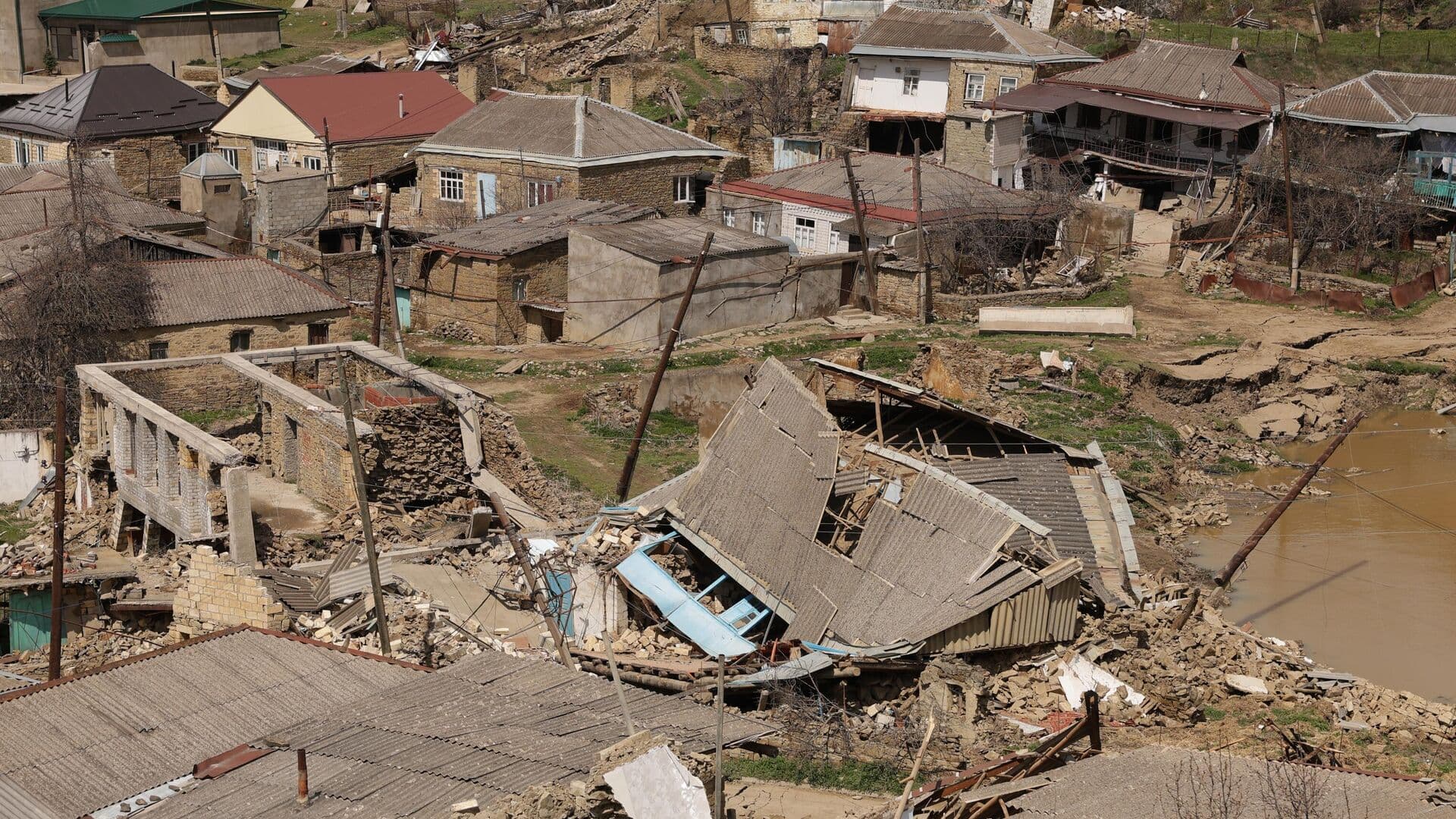 В Дагестане 33 села остались без транспортного сообщения из-за оползней
