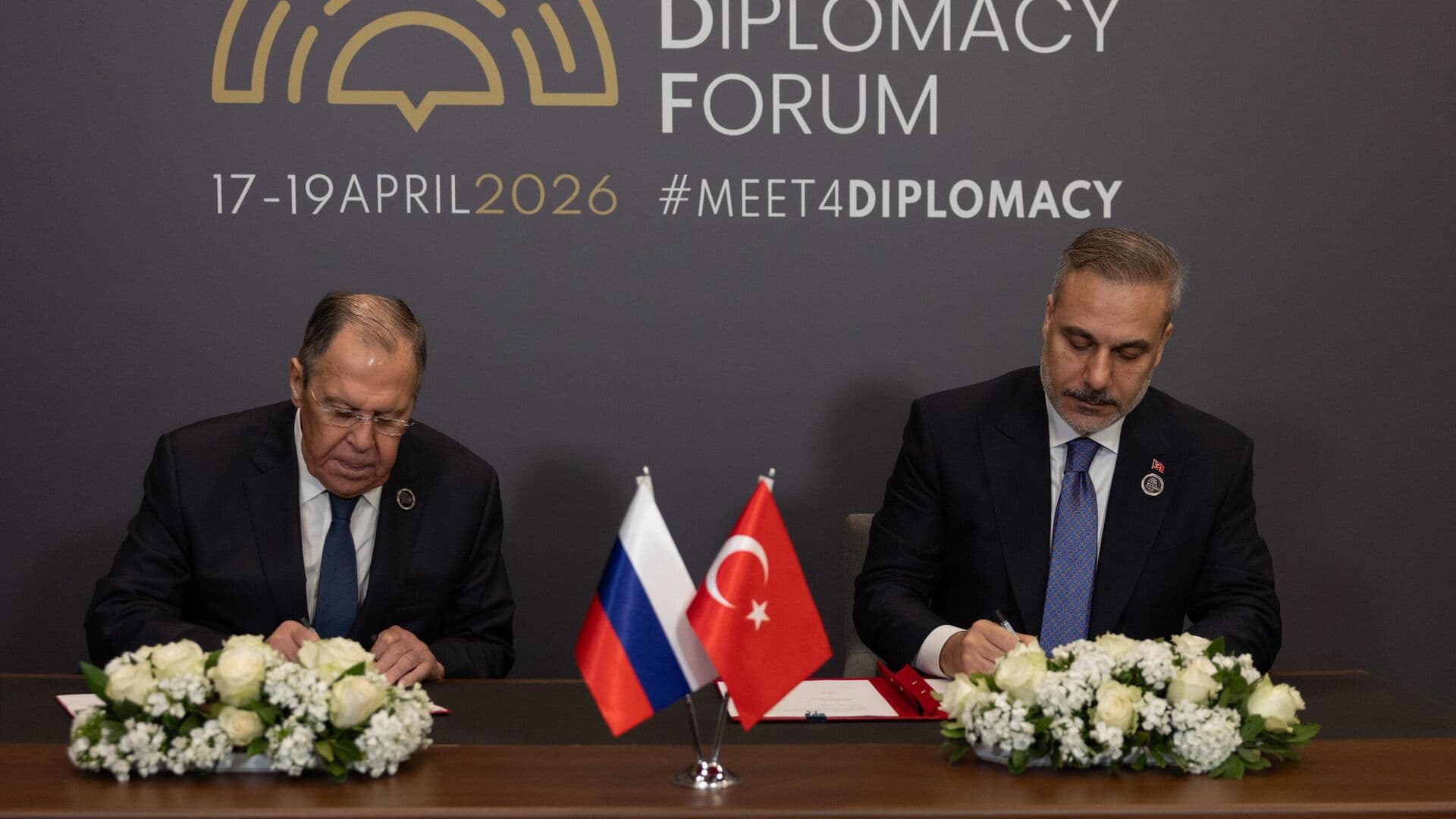Главы МИД Турции и России подписали план действий на 2026–2027 годы