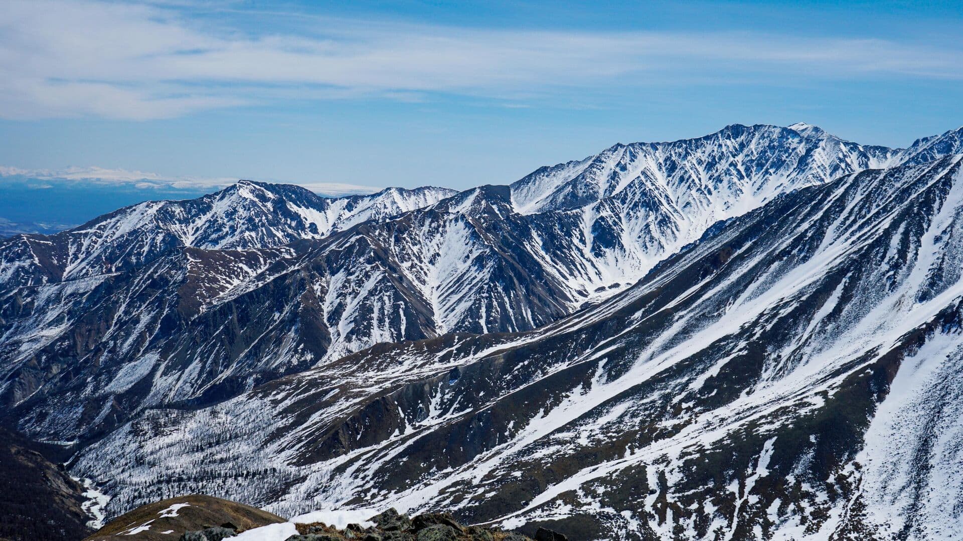 Восхождение на Мунку-Сардык, где погибли трое туристов, было коммерческим