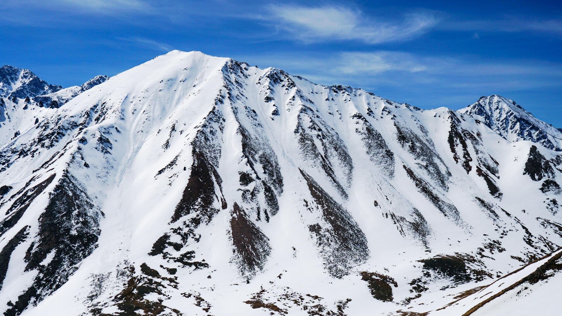 Турист рассказал о погоде на Мунку-Сардык в ночь гибели альпинистов