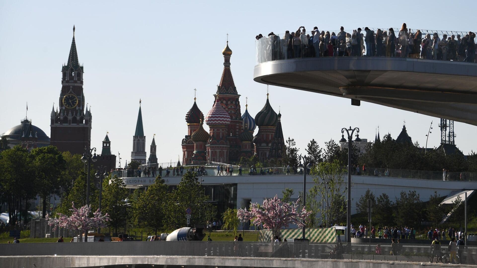 Москвичам пообещали до плюс 17 градусов на майские праздники