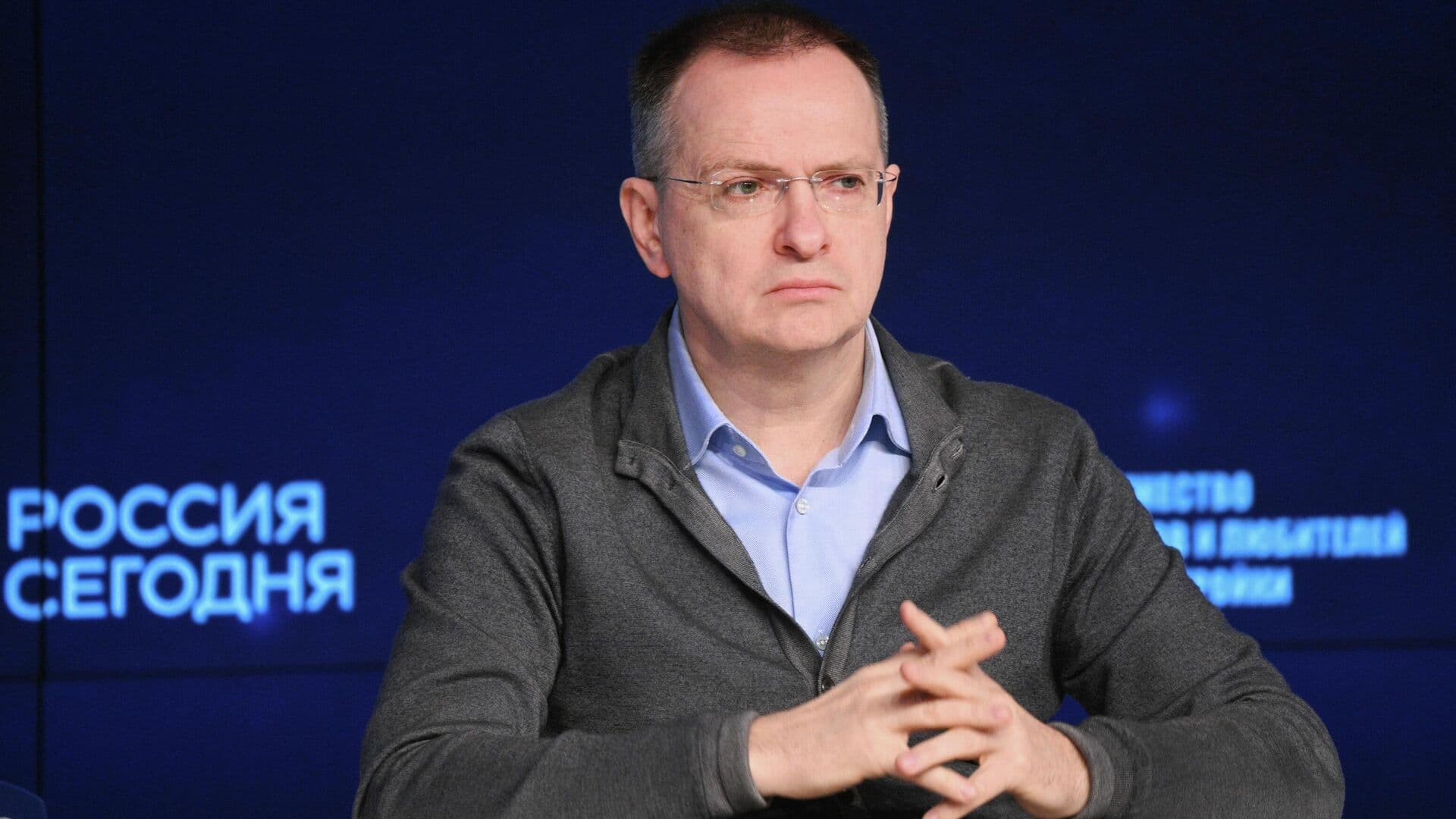 Мединский заявил, что впервые слышит о проверке книги "Вредные советы"