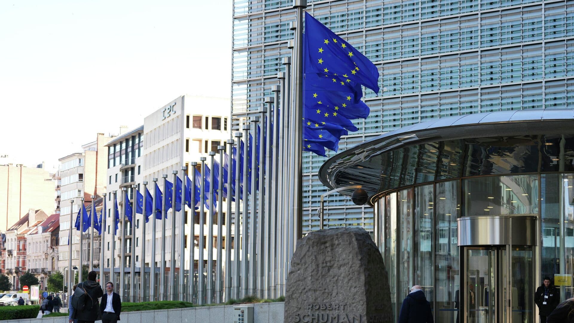 Послы ЕС одобрили кредит Украине на 90 миллиардов евро