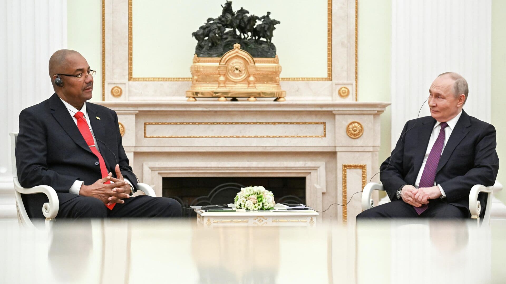 Путин поблагодарил Сейшелы за поддержку многих инициатив в ООН