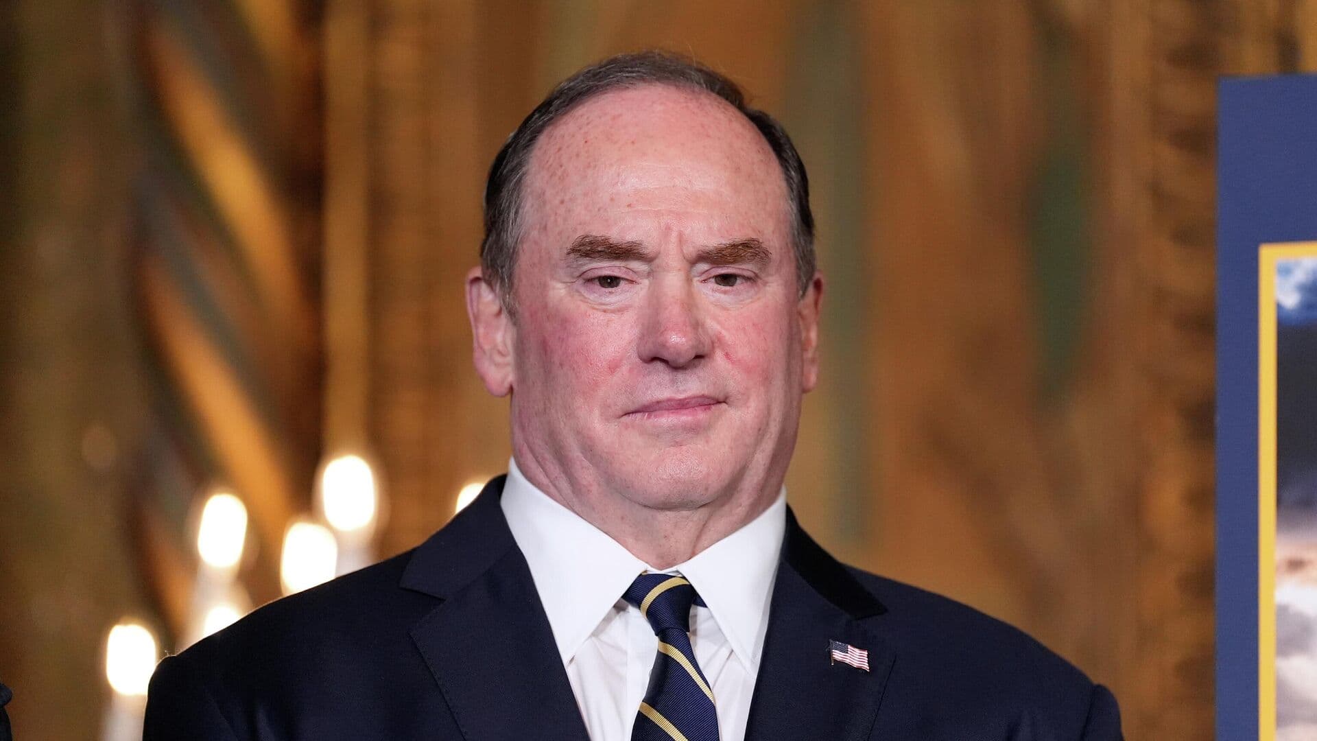 СМИ: глава ВМС США узнал о своей отставке из соцсети