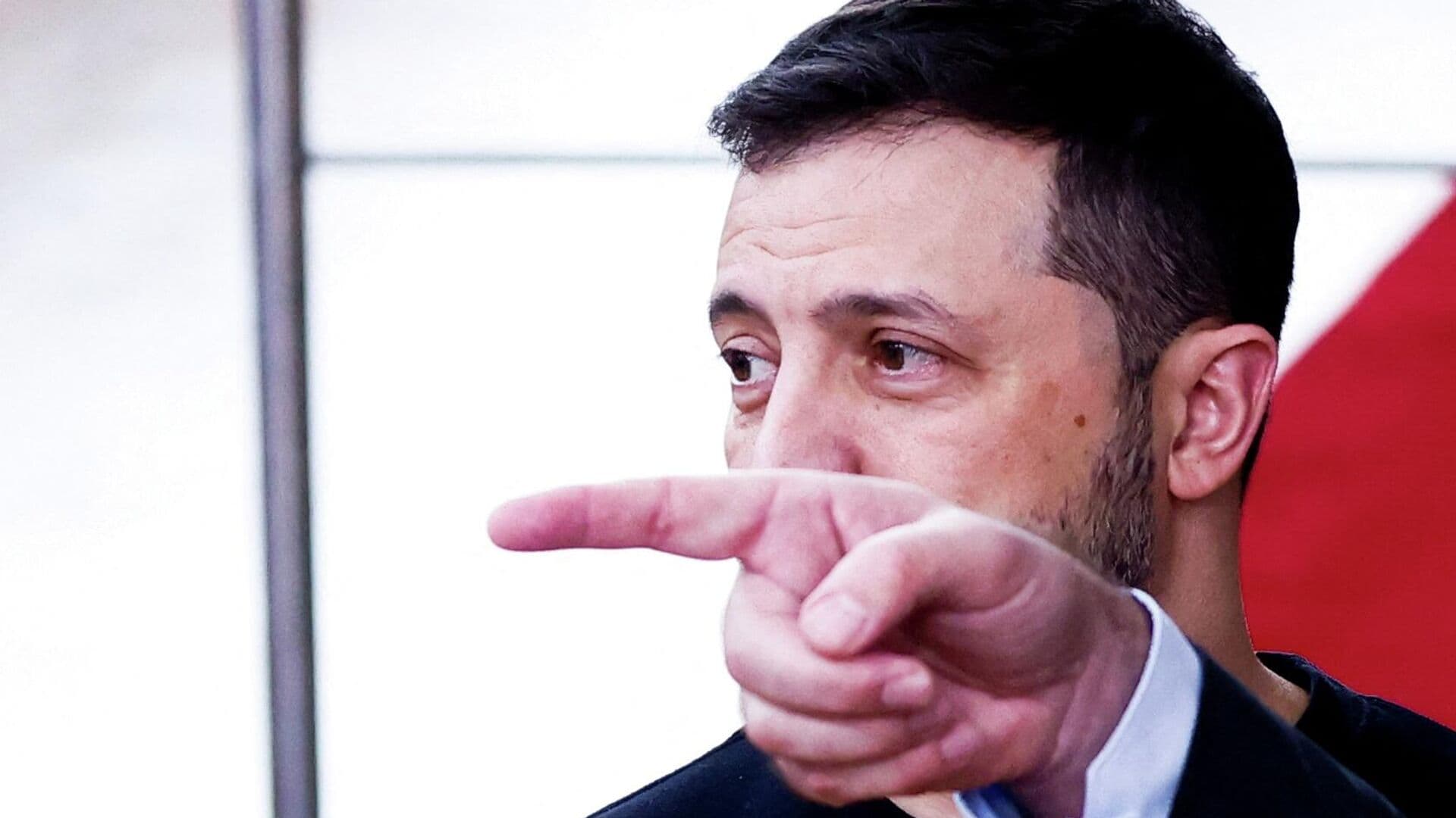 Зеленскому предложили отправиться из Баку в Москву