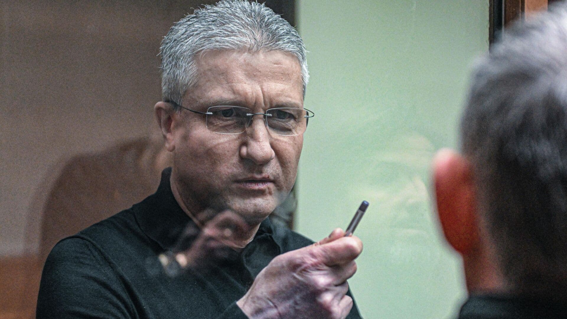 Cуд закрыл процесс по делу бывшего замминистра обороны Иванова