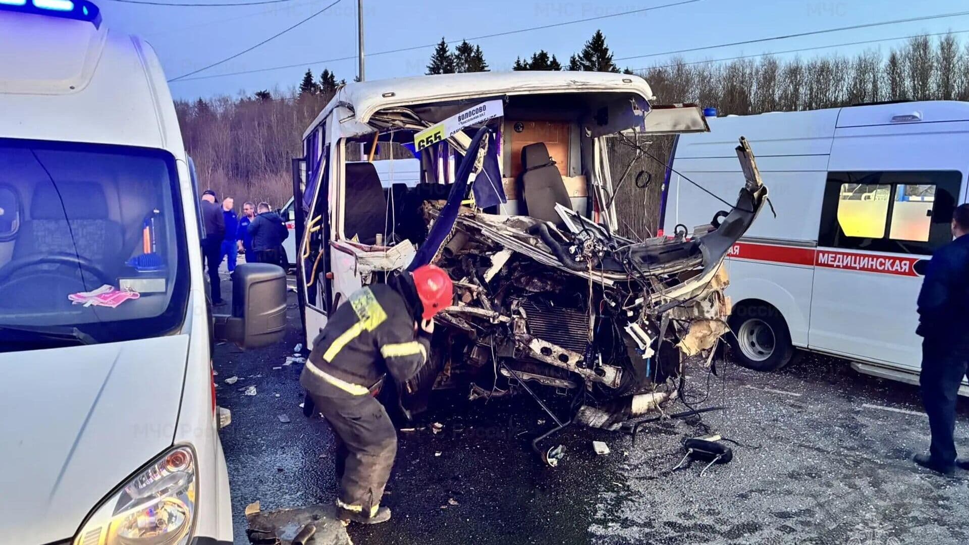 Число погибших в ДТП с автобусом в Ленинградской области выросло до двух