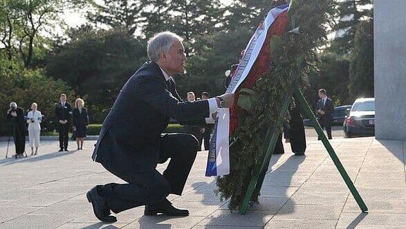 Володин почтил память советских воинов, сражавшихся за освобождение Кореи