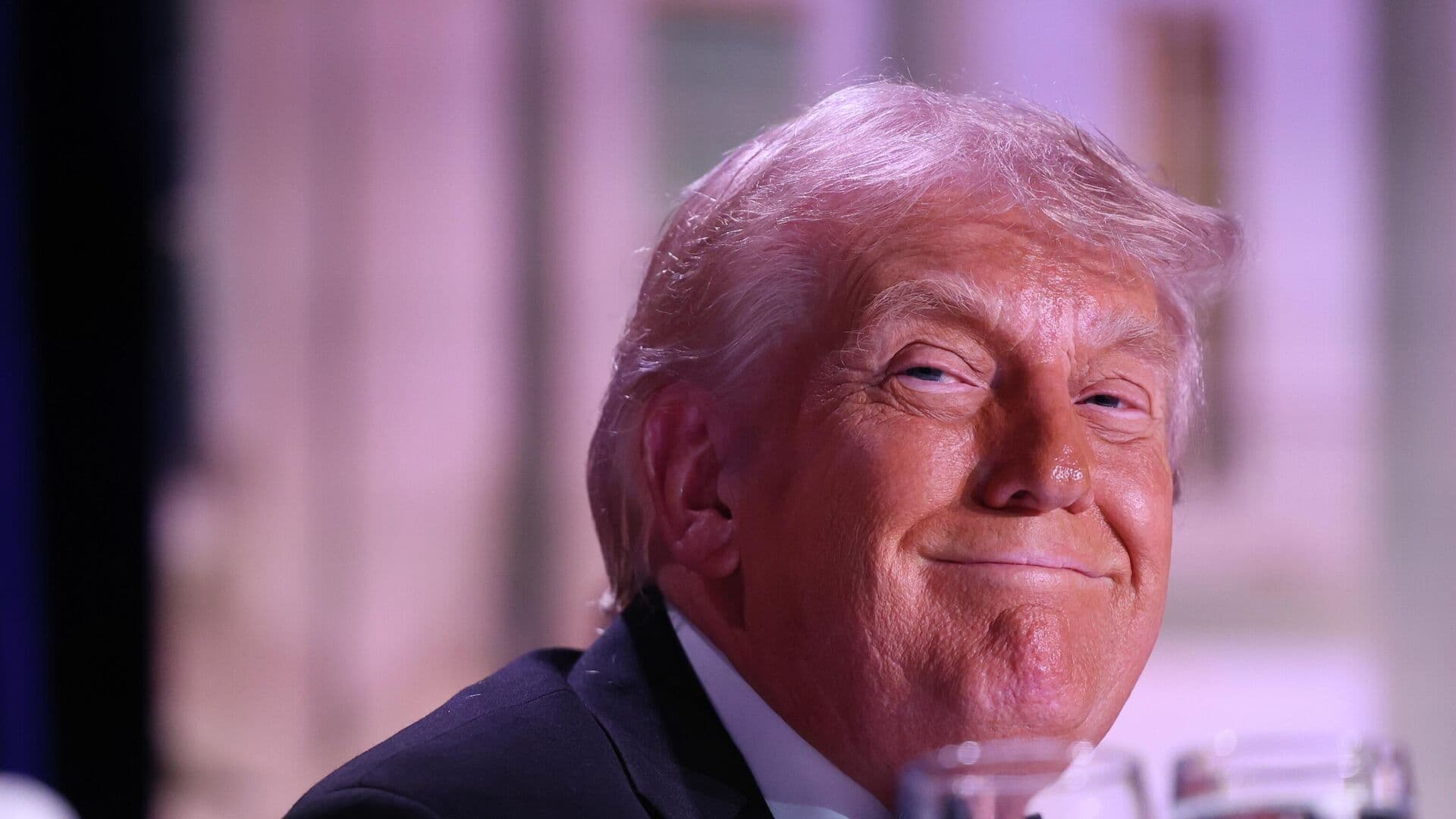 Трамп сообщил, что скоро выступит перед журналистами