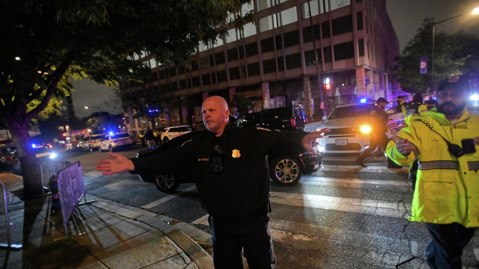 Инцидент со стрельбой на приеме с Трампом прошел вблизи пункта досмотра