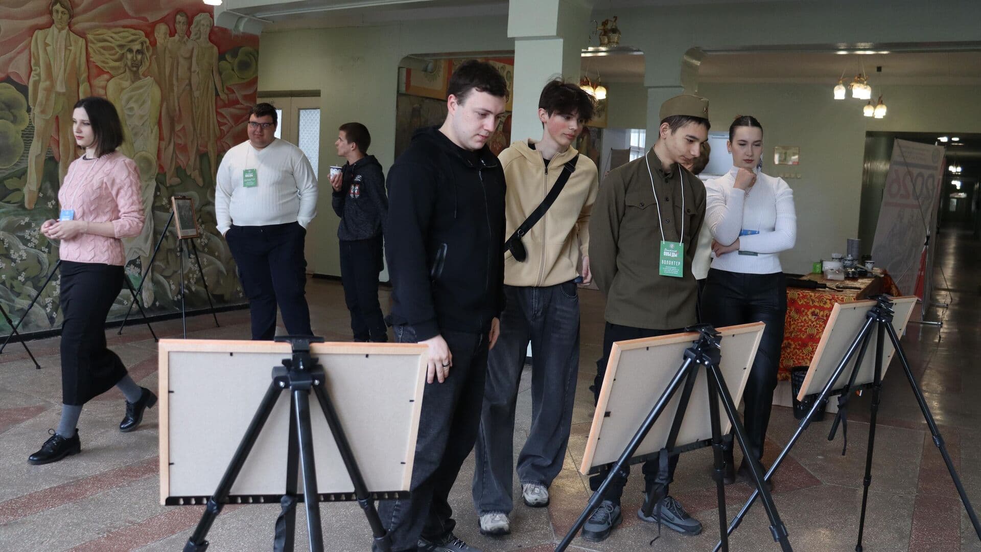 Донецкие студенты познакомились с историей освобождения Европы от нацизма