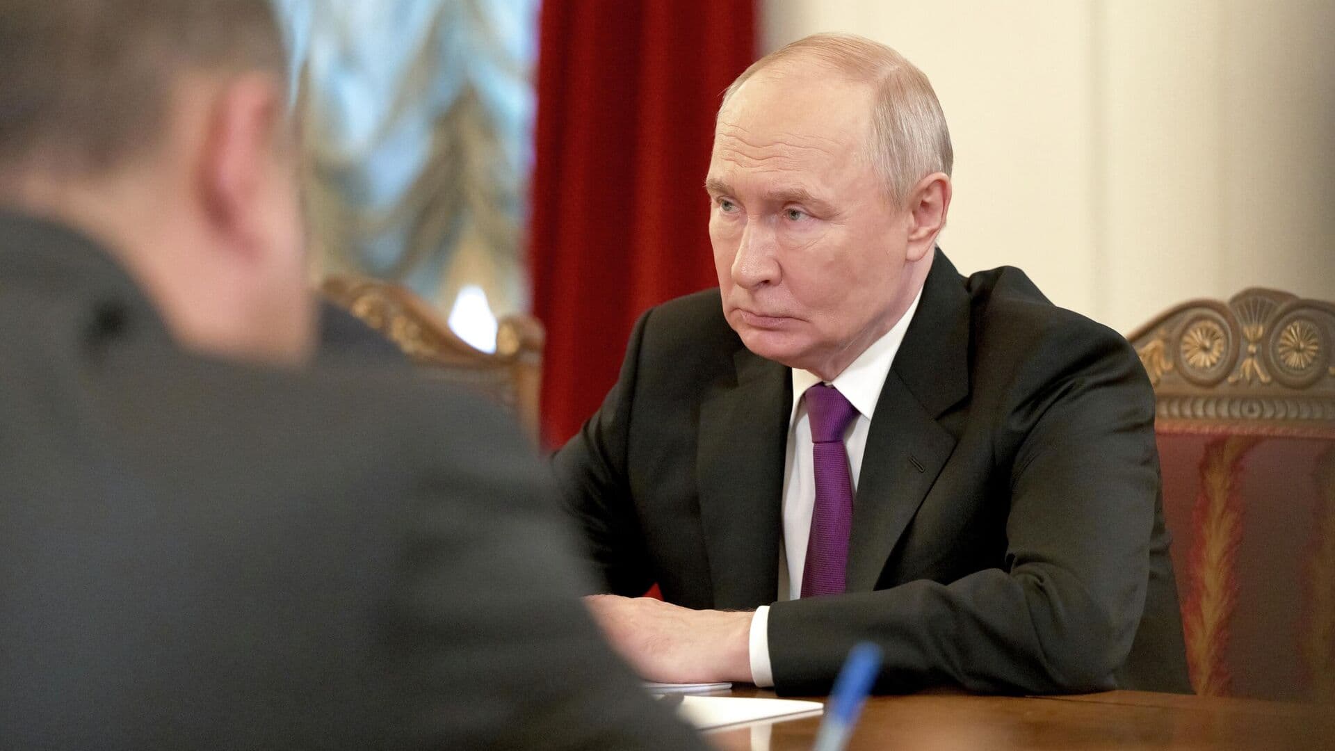 Путин пожелал благополучия верховному лидера Ирана