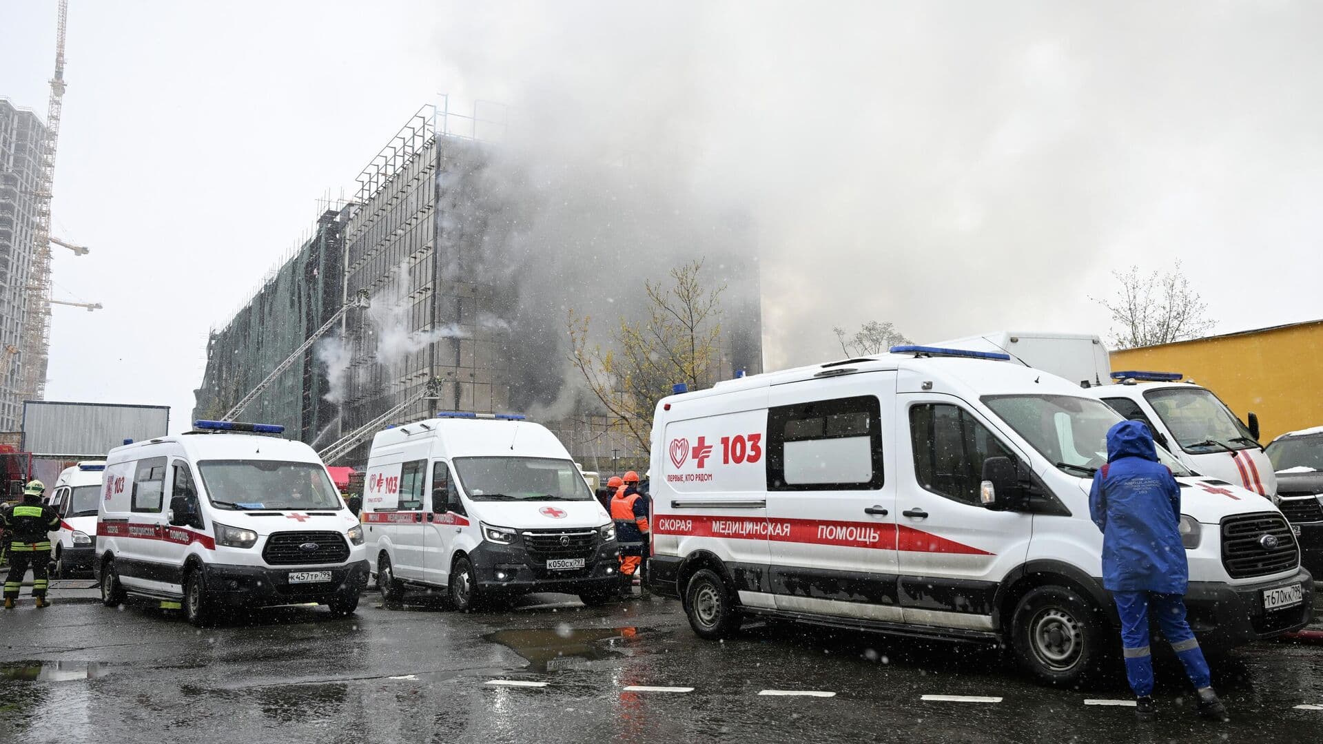 На севере Москвы при пожаре в новостройке один человек погиб