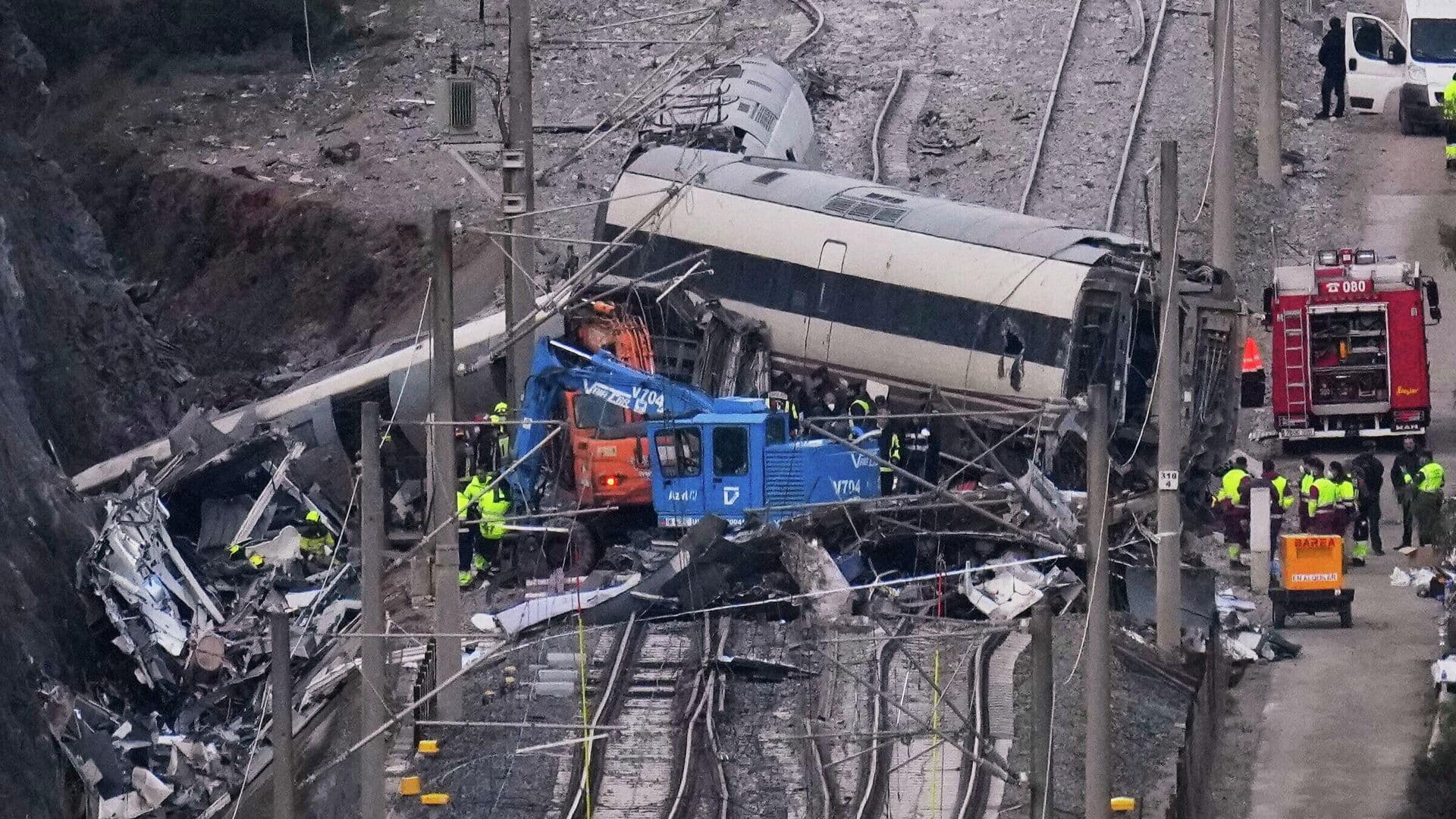 В Испании назвали причину аварии на ж/д путях, в которой погибли 46 человек