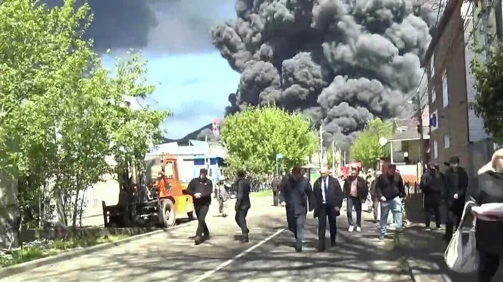 Пожар в Туапсе тушат 252 человека, задействованы 62 единицы техники