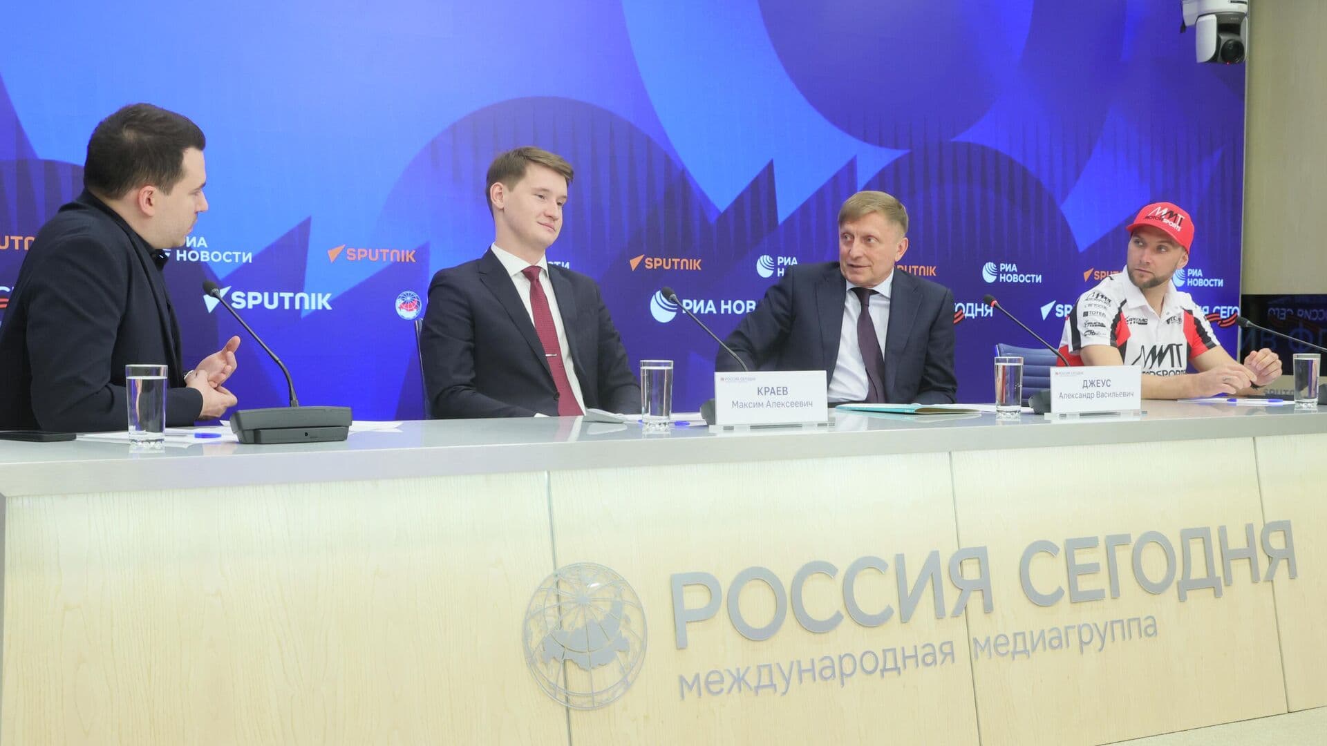Не опаснее футбола. Руководители мотоспорта рассказали о работе с детьми