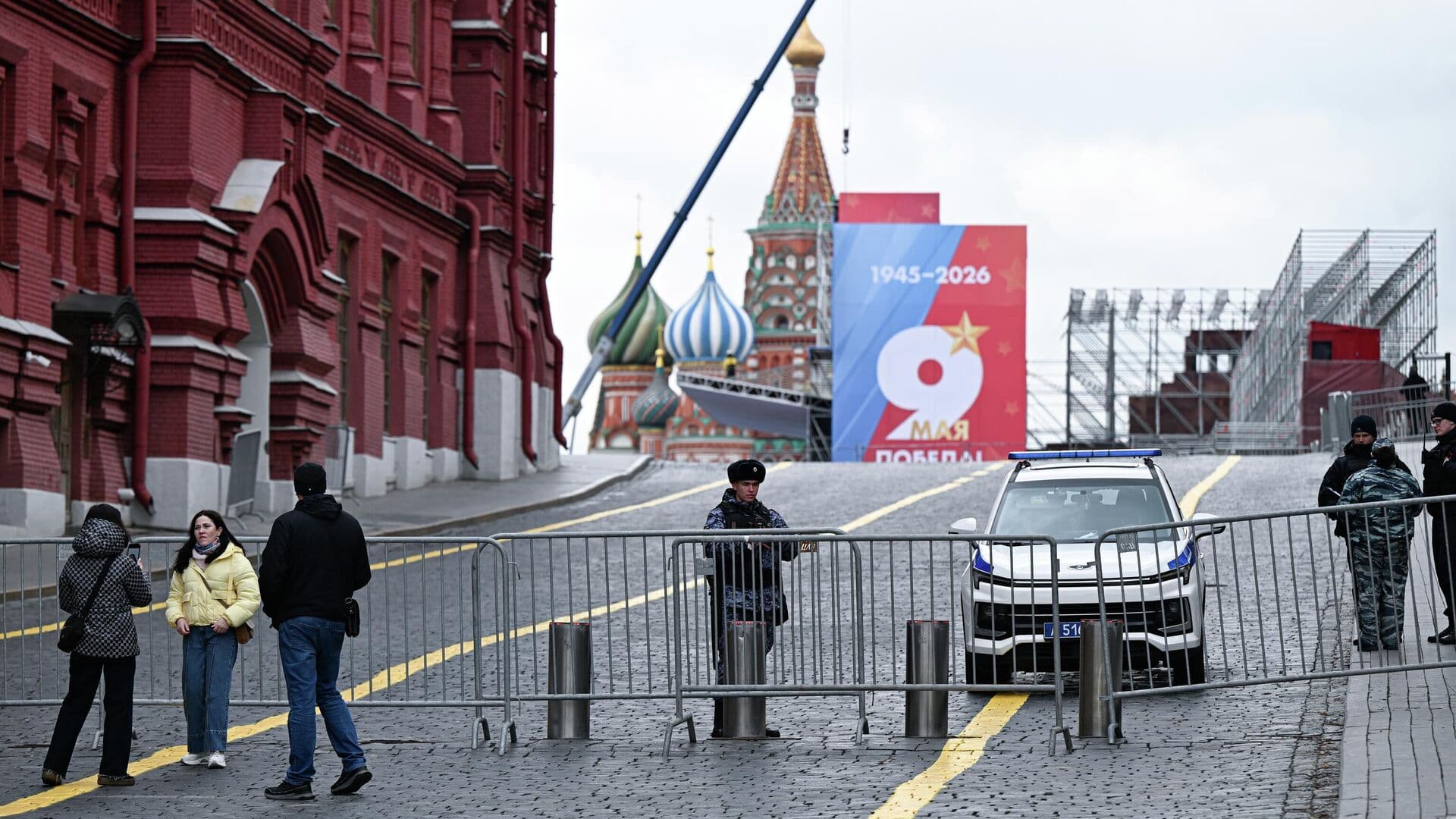 Песков ответил на вопрос о приезде зарубежных лидеров на парад 9 мая