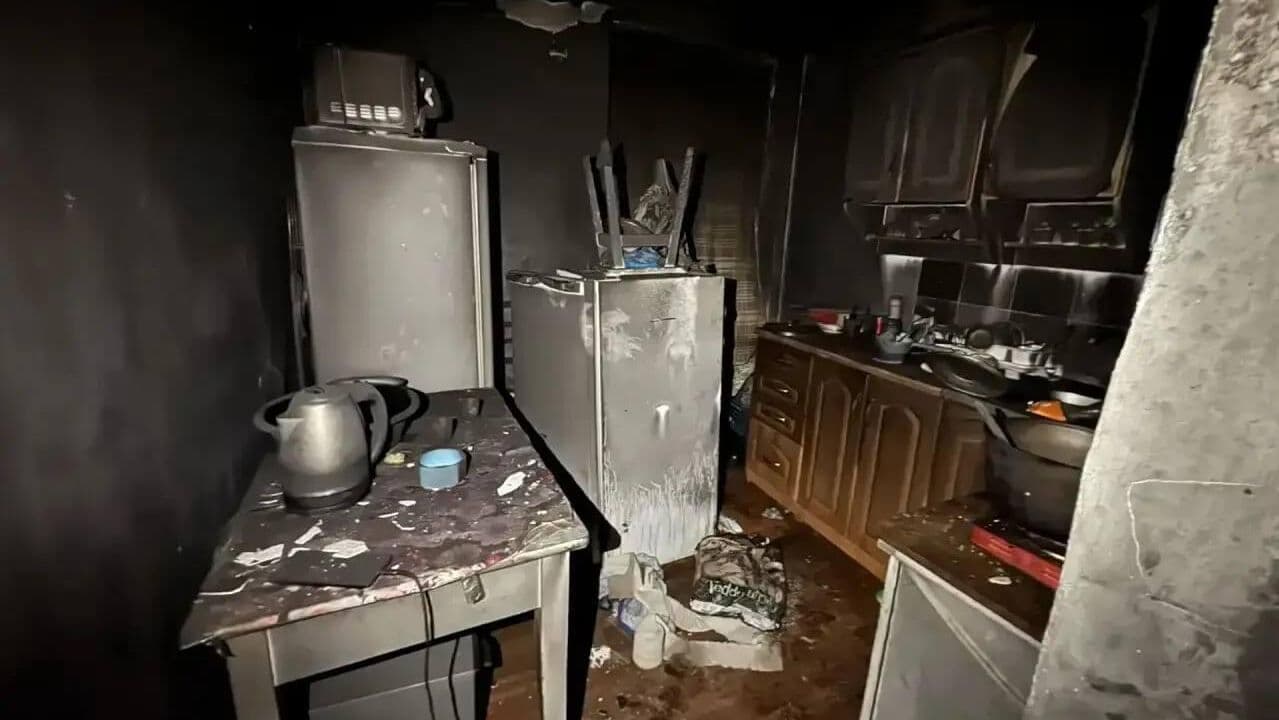 В Крыму четверо детей и женщина пострадали при пожаре в многоэтажке