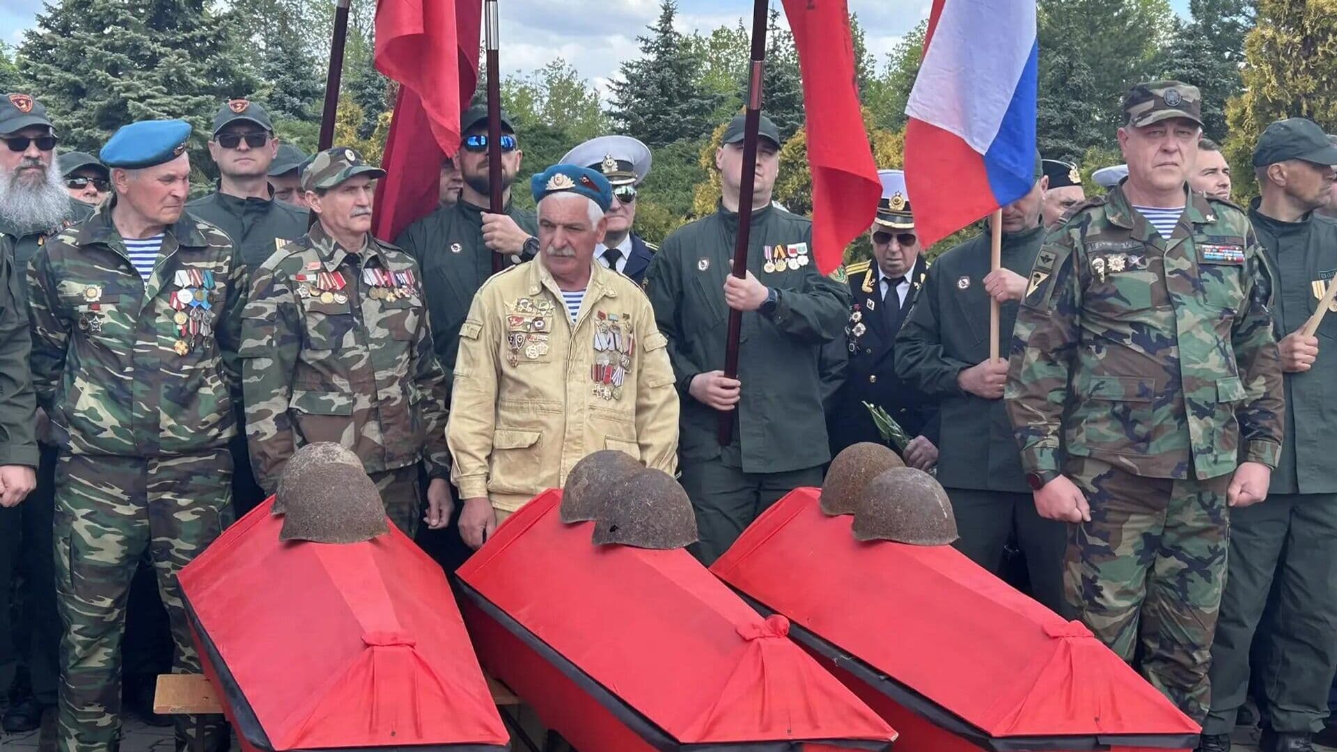 В Молдавии захоронили останки солдат, павших в боях в годы ВОВ
