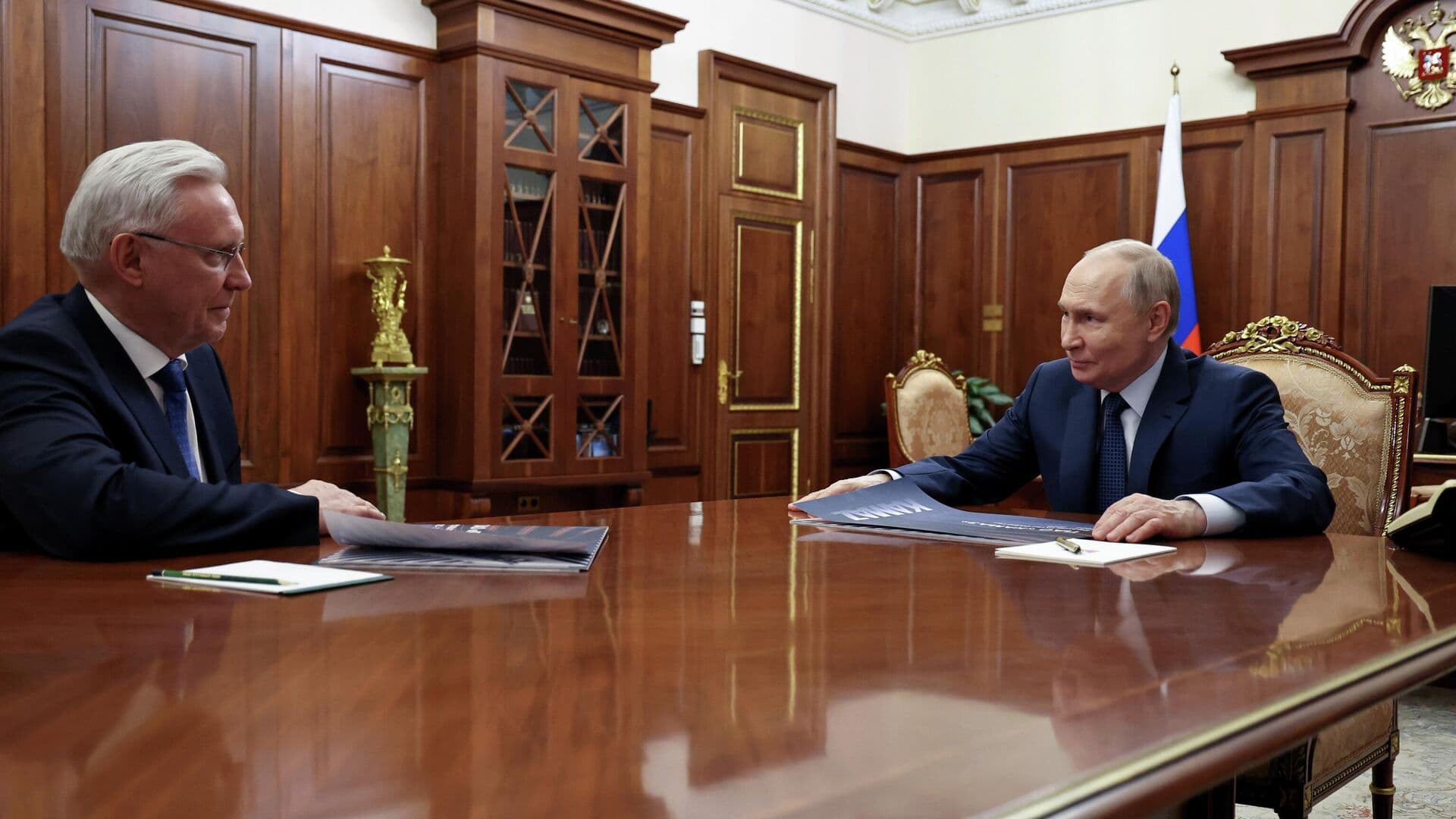 "КамАЗ" увеличил налоговые отчисления в бюджет, заявил Путин