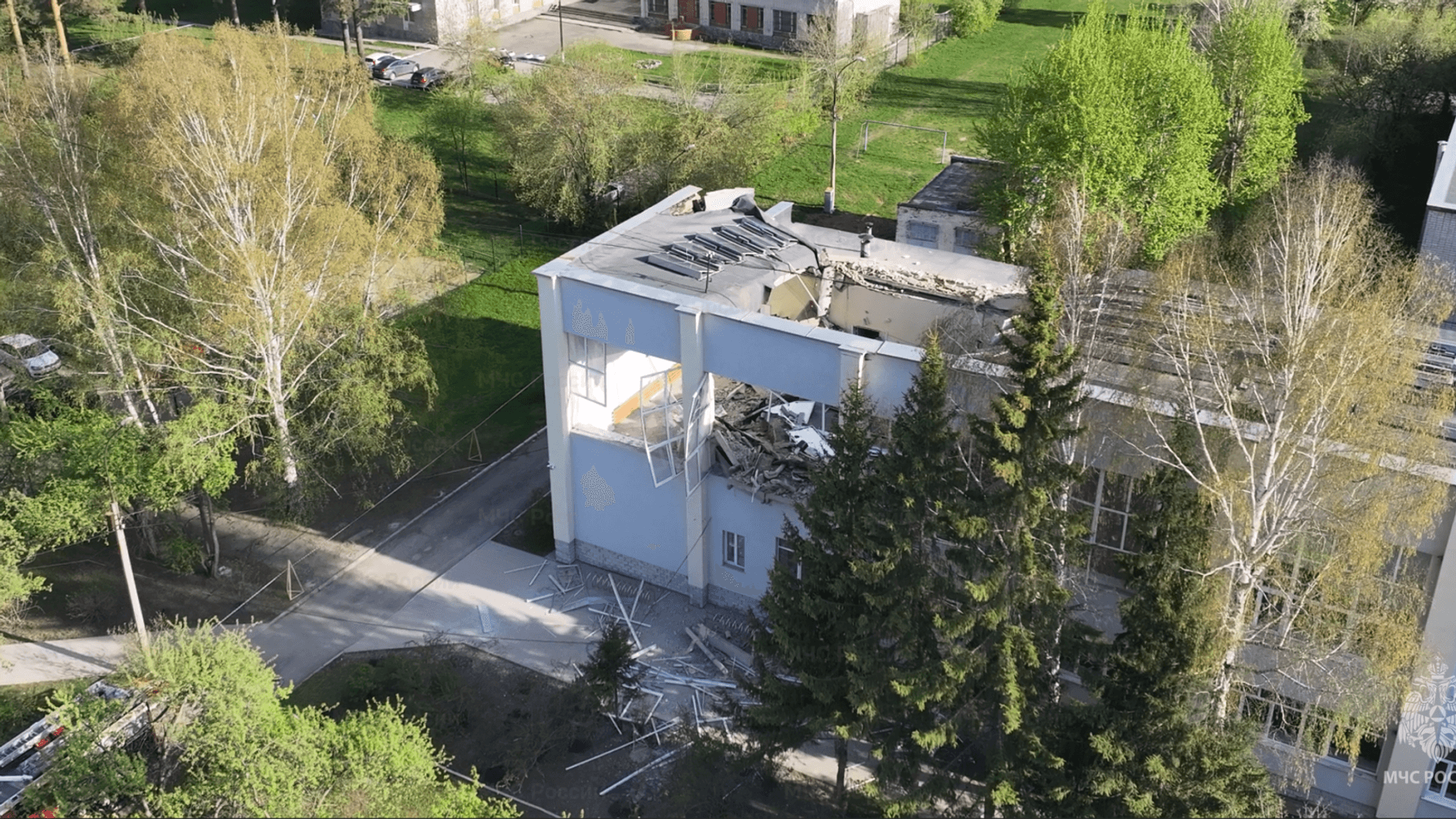 Учеба в колледже в Екатеринбурге, где обрушилась кровля, продолжится штатно