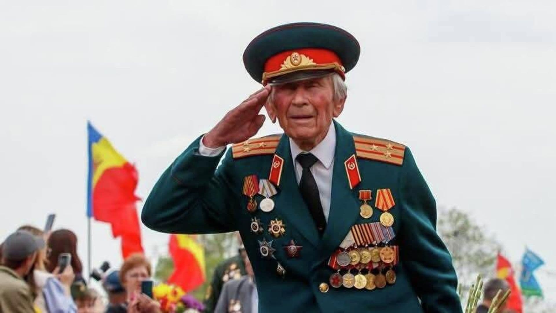 В Молдавии оппозиция начала сбор средств на издание мемуаров ветерана ВОВ