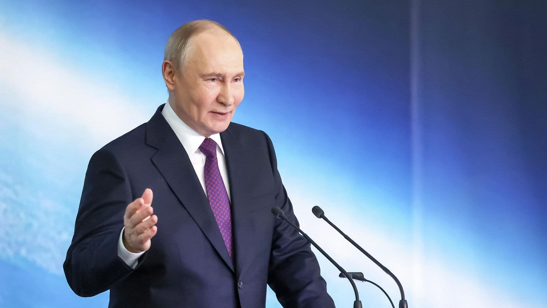 Путин наградил орденом коллектив Союза театральных деятелей