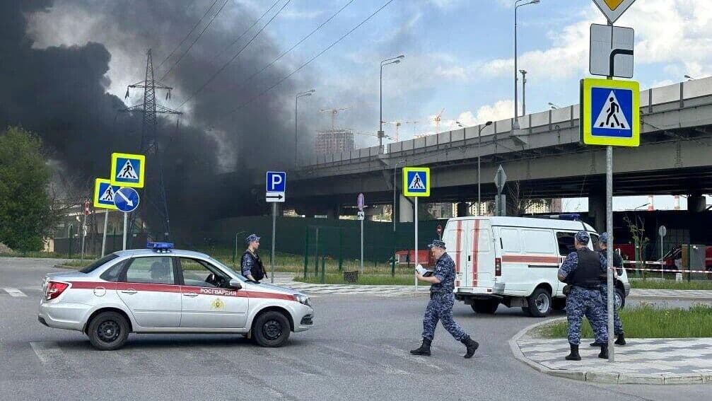 На востоке Москвы ликвидировали пожар на стройплощадке