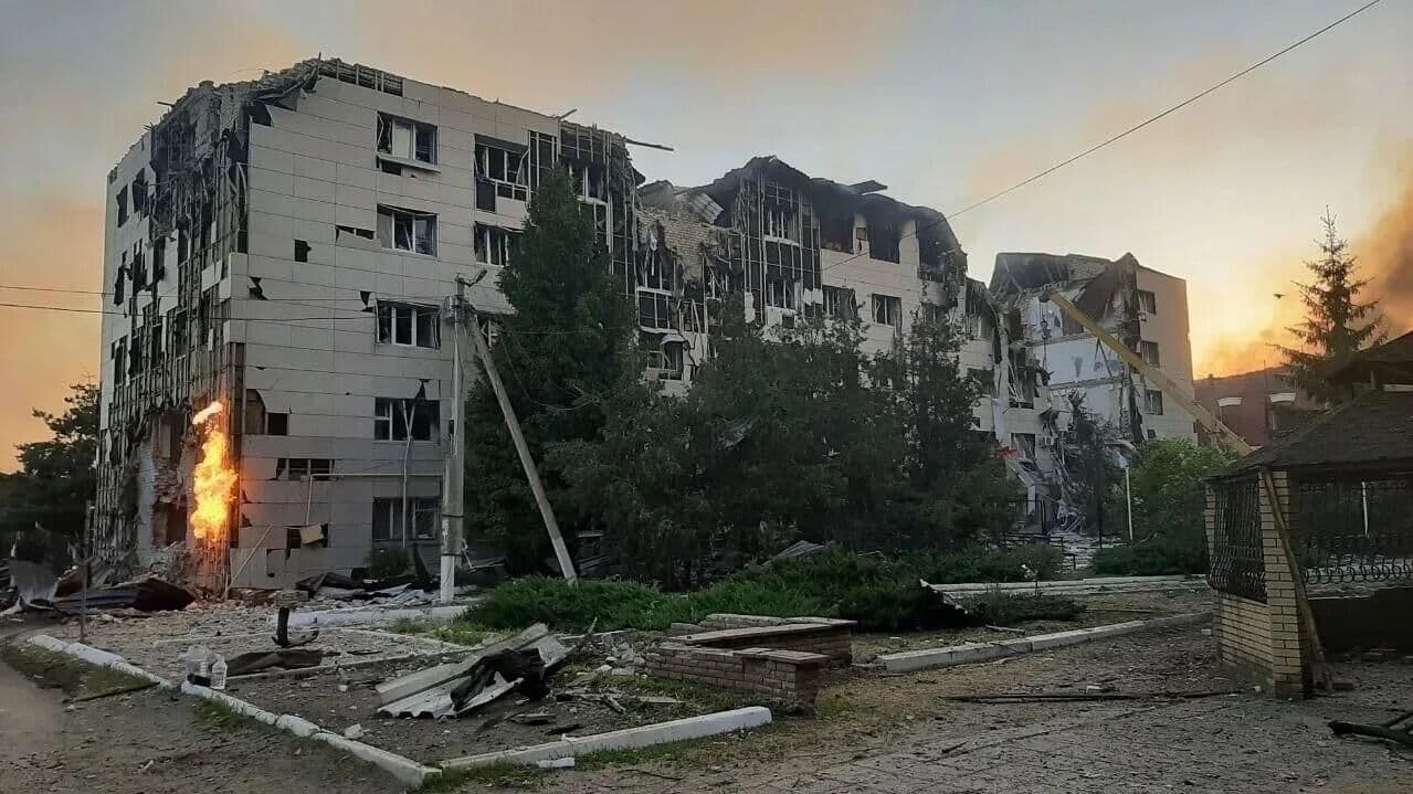 Мирошник назвал удары ВСУ по колледжу в ЛНР целенаправленными