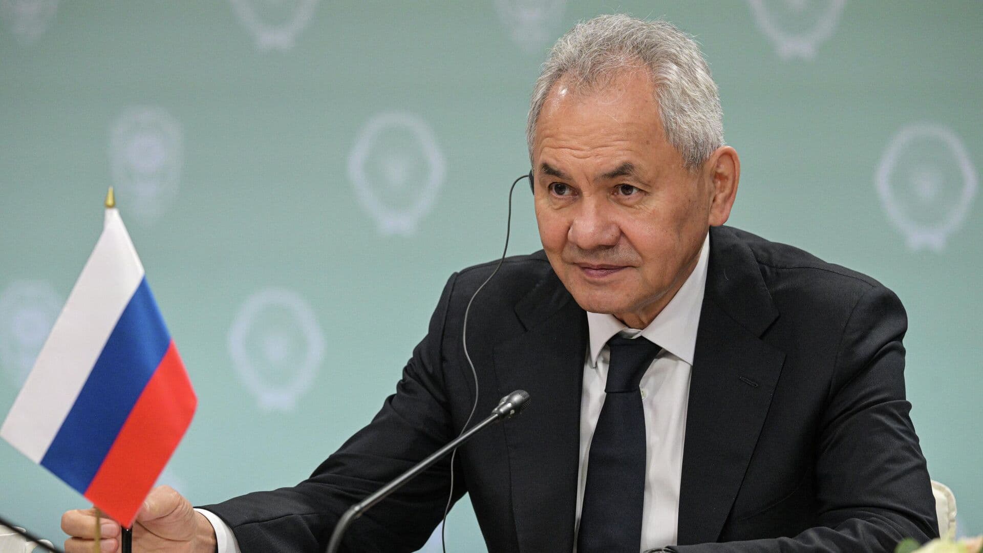 Шойгу обсудит с главой МИД Турции сотрудничество в сфере безопасности