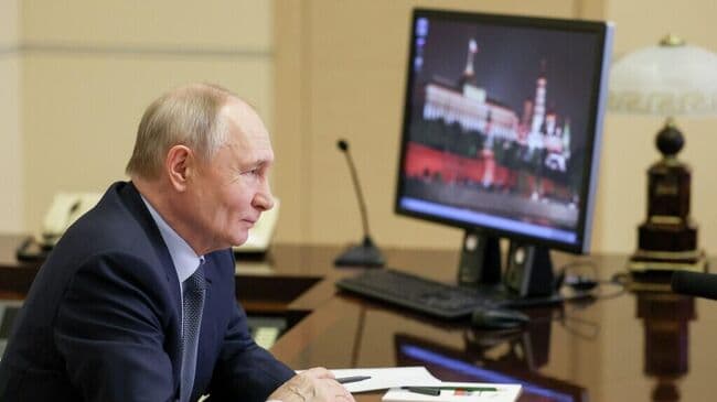Россия вправе рассчитывать на снижение ключевой ставки ЦБ, заявил Путин