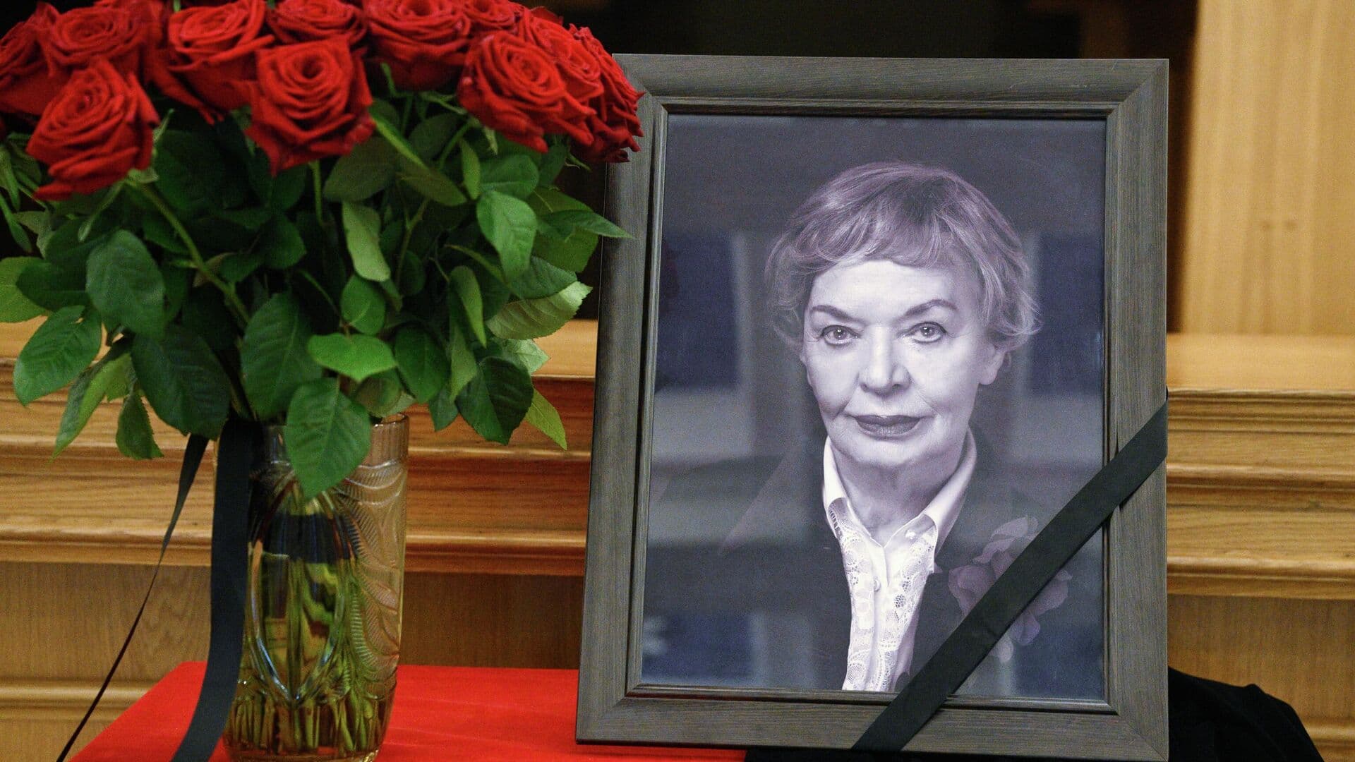 Путин выразил соболезнования в связи со смертью Чурсиной