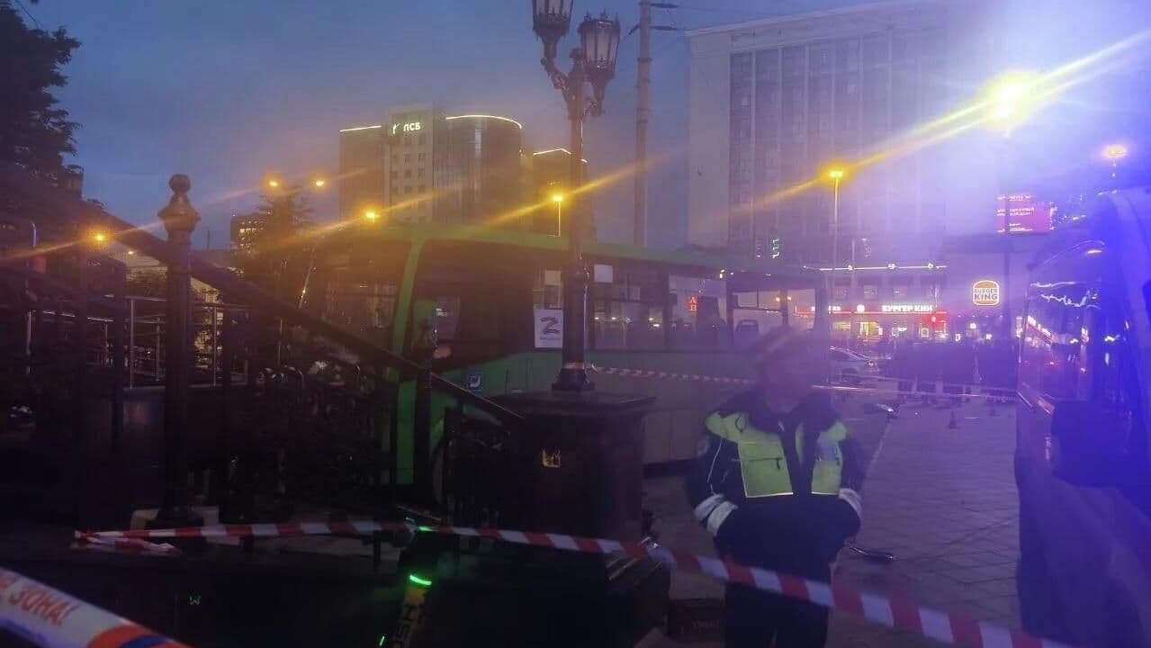 СК просит арестовать водителя автобуса, сбившего пешеходов в Екатеринбурге