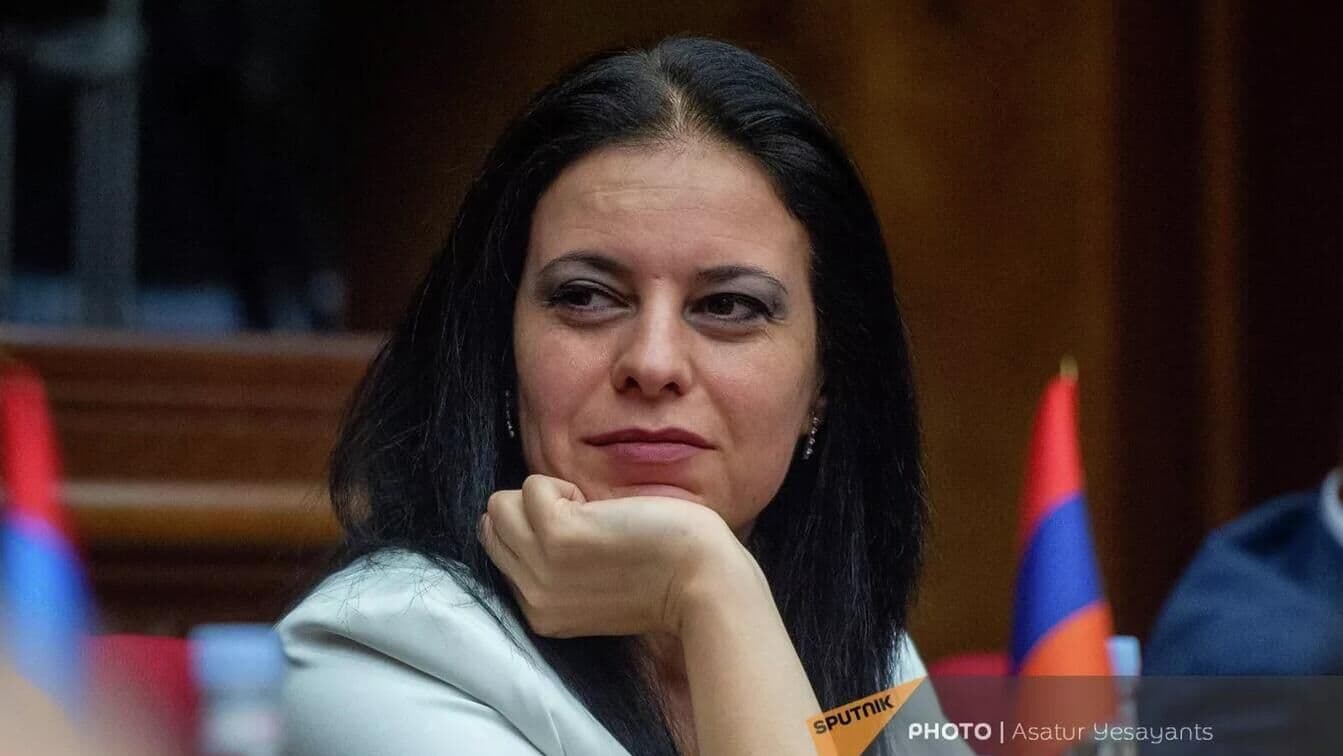Армянский оппозиционер Манукян заявила, что обжалует обыск в ее доме