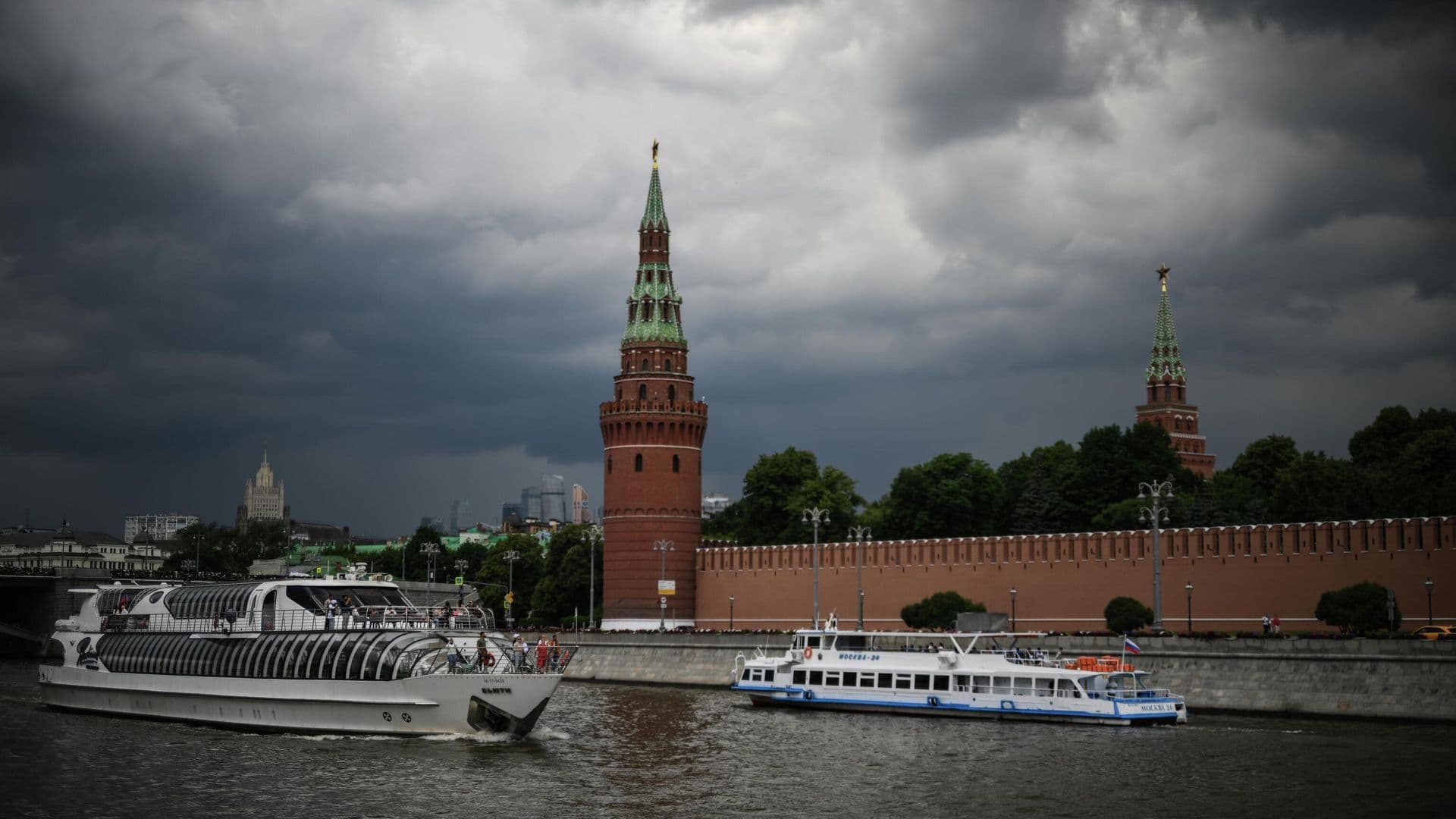 Синоптик оценила вероятность образования смерча в Москве