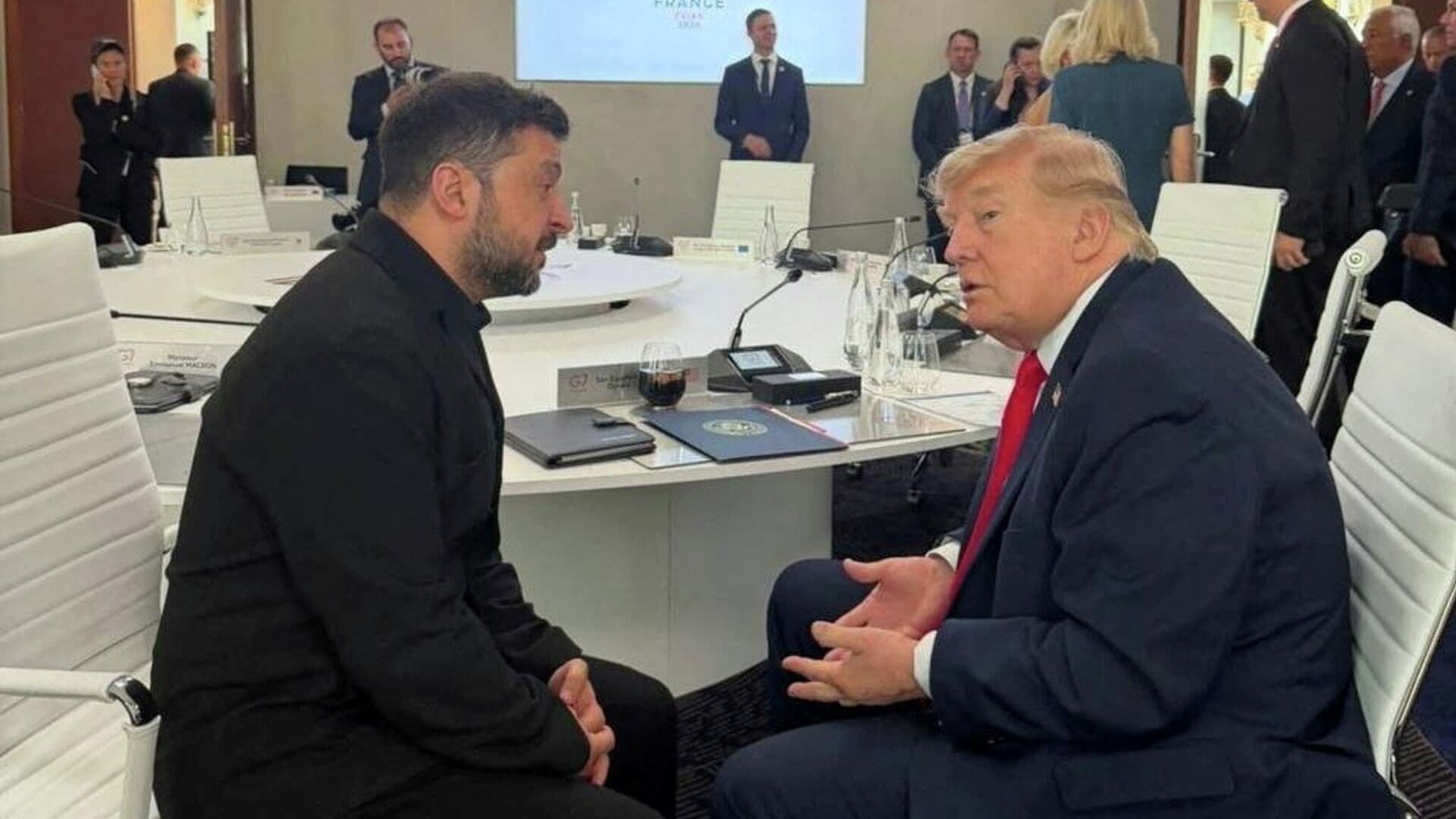 Ушаков: России известно, что Трамп встретится с Зеленским на саммите G7