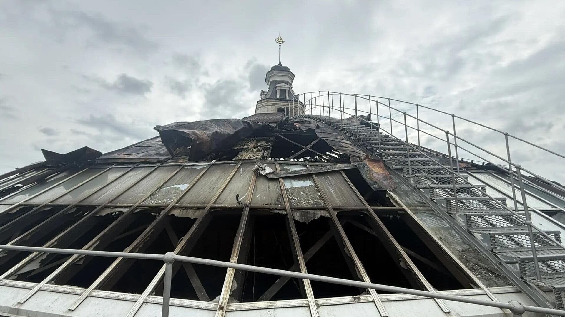 Фрагменты панорамы "Оборона Севастополя" продолжают находить под завалами