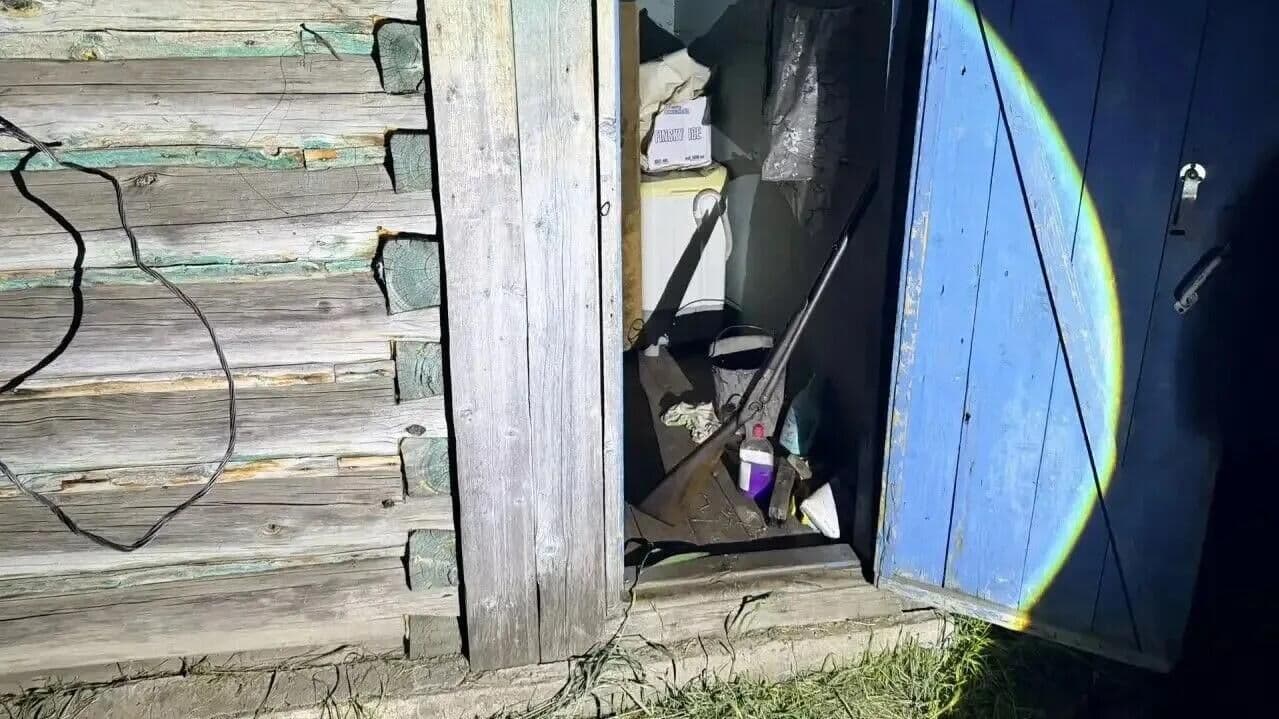На Алтае мужчина расстрелял жену и тещу
