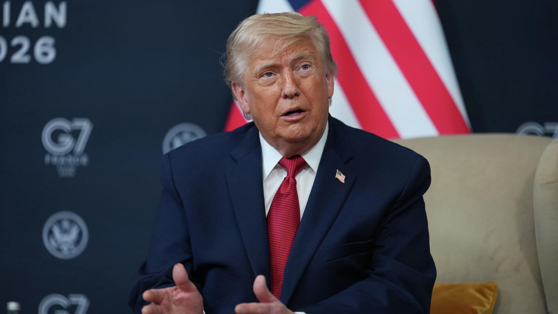 США без сделки с Ираном могли сбрасывать бомбы недели и годы, заявил Трамп