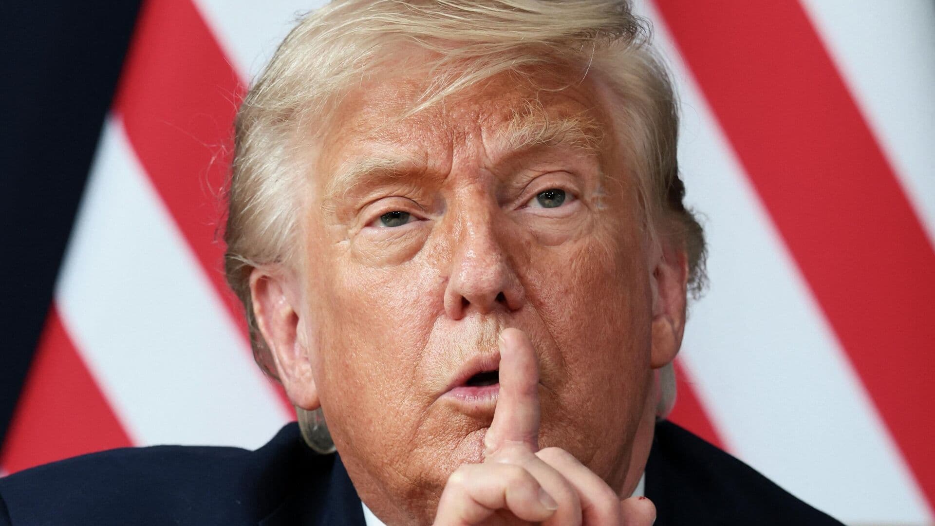 Трамп рассказал, от чего зависит восстановление санкций на российскую нефть