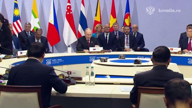 Путин: Россию и АСЕАН связывают отношения стратегического партнерства