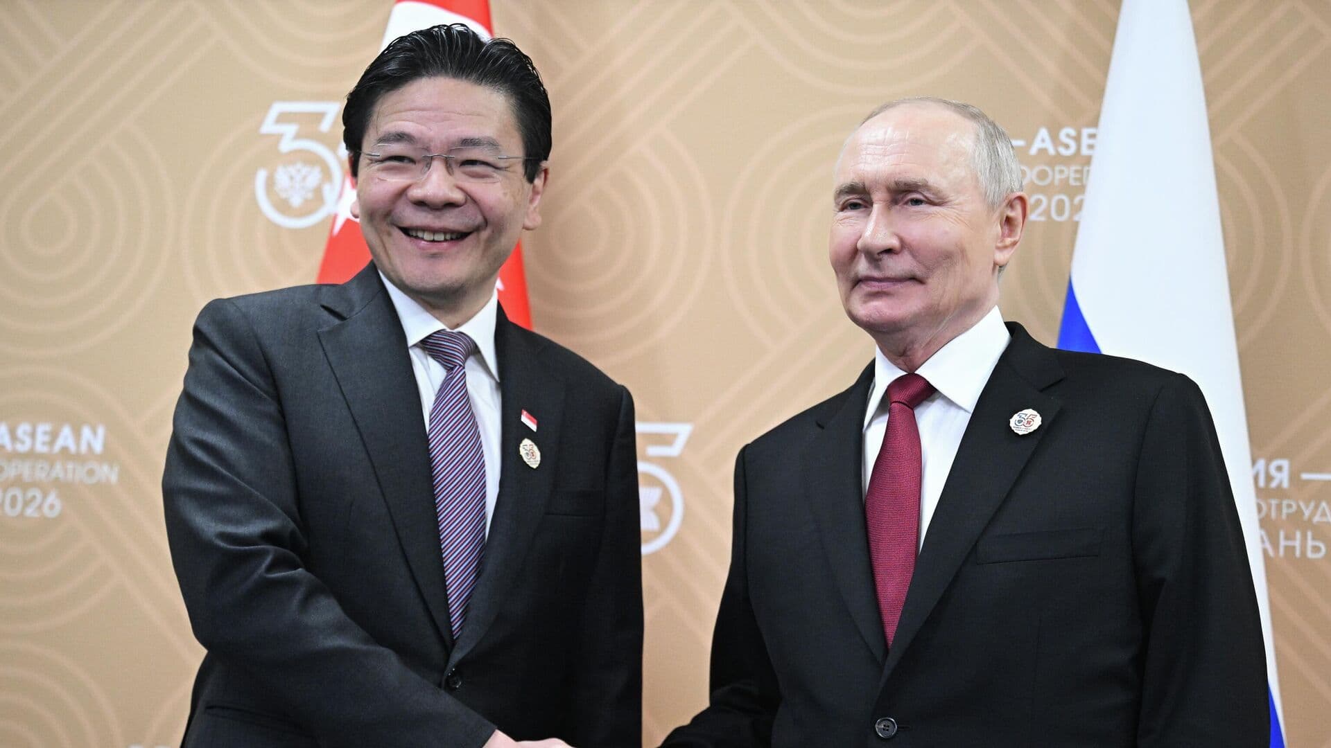 Путин пригласил делегацию Сингапура на ВЭФ-2026