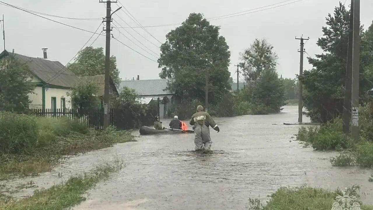 В Бугуруслане ввели режим ЧС из-за подтоплений