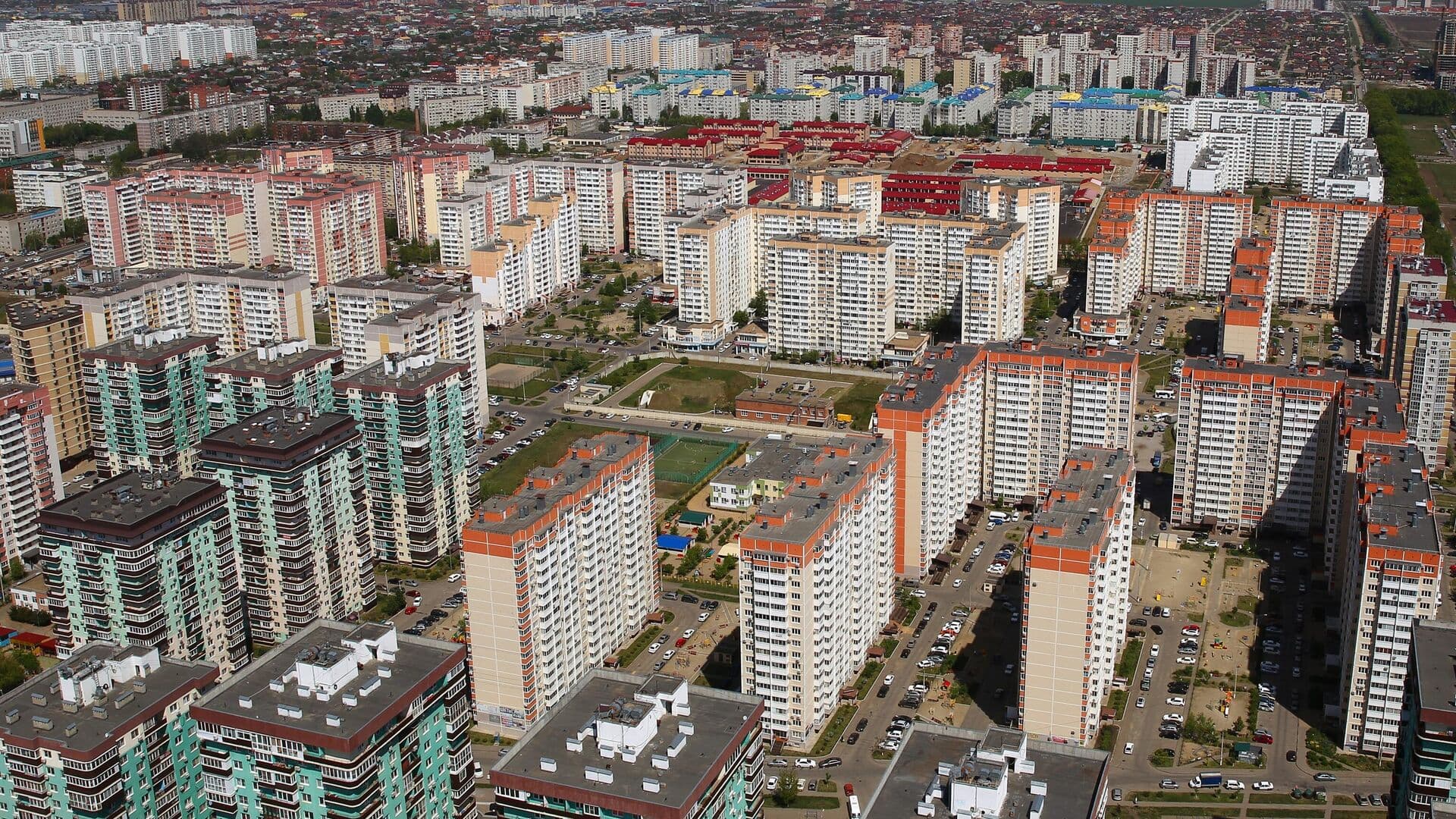 В Краснодаре обломки БПЛА упали на крышу многоэтажки